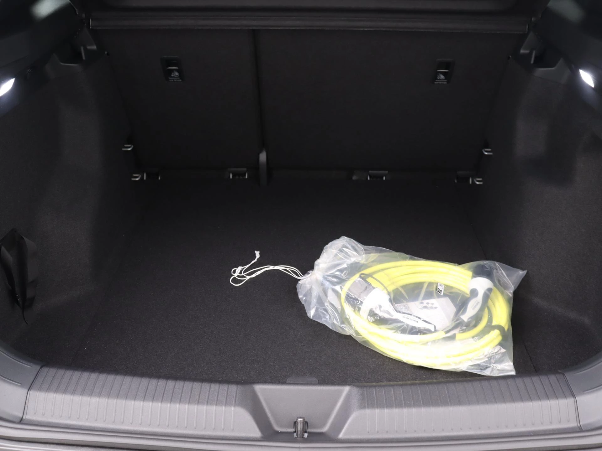 Volkswagen-ID.4-image-19