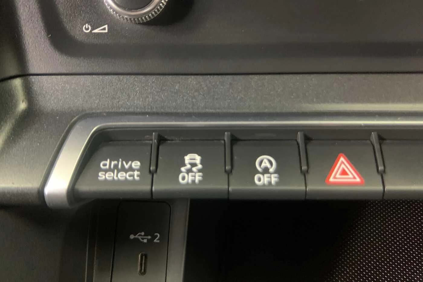 Audi-Q3-image-24