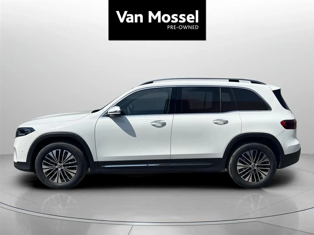 Mercedes-Benz-EQB-image-7