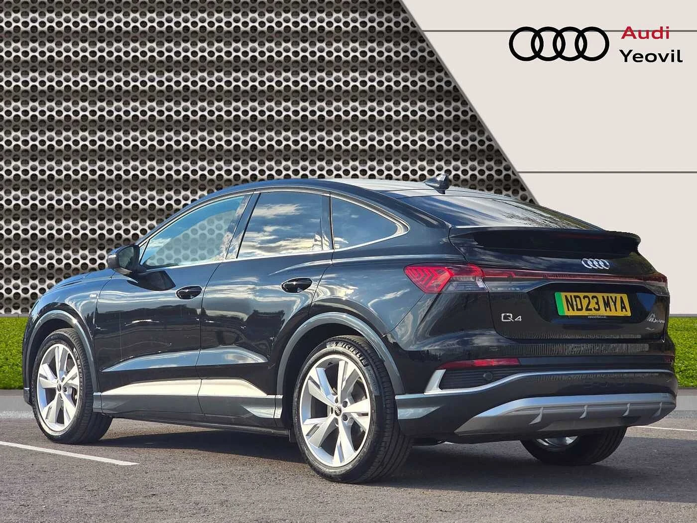 Audi-Q4 Sportback e-tron-image-48