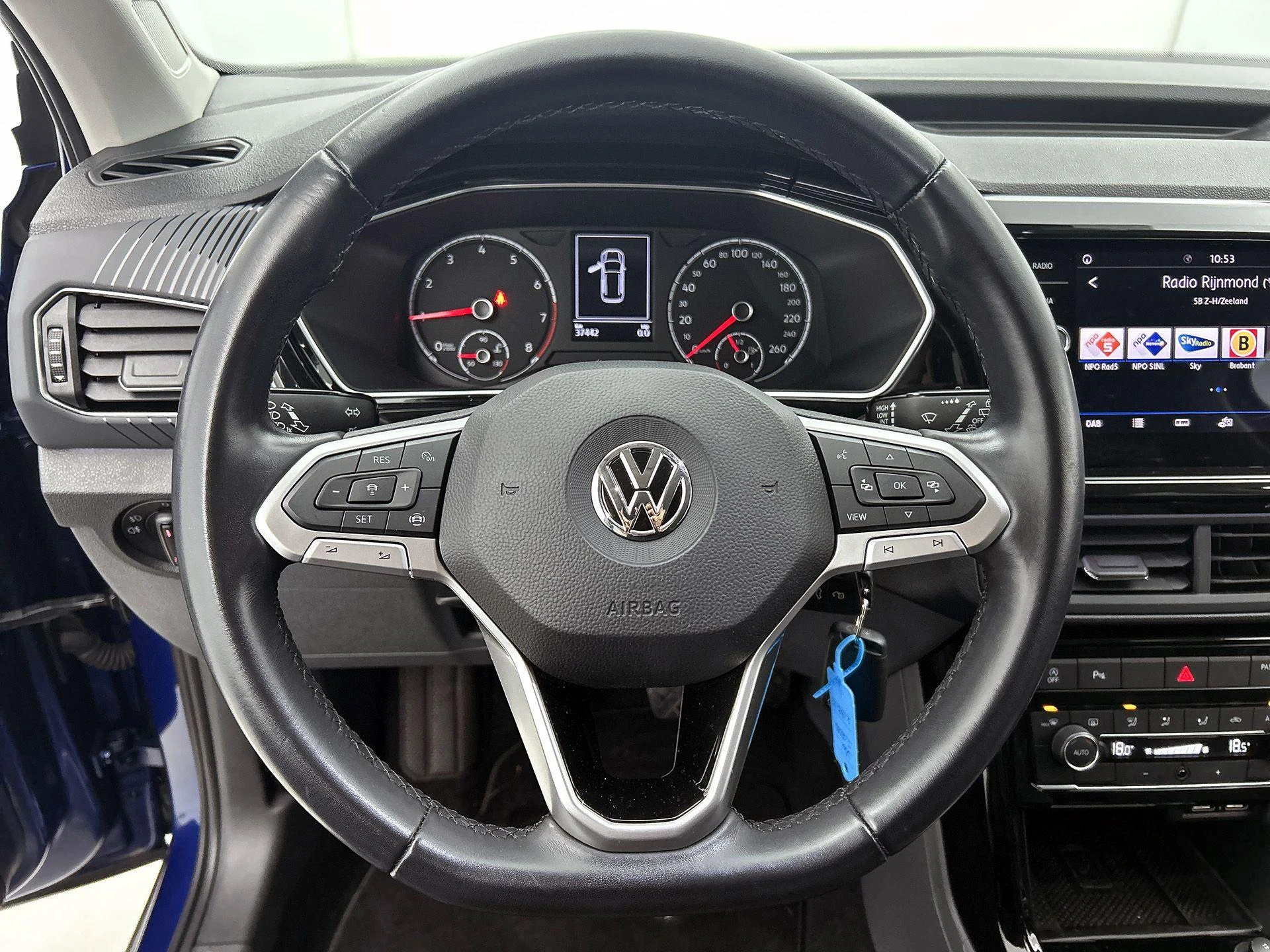 Volkswagen-T-Cross-image-15