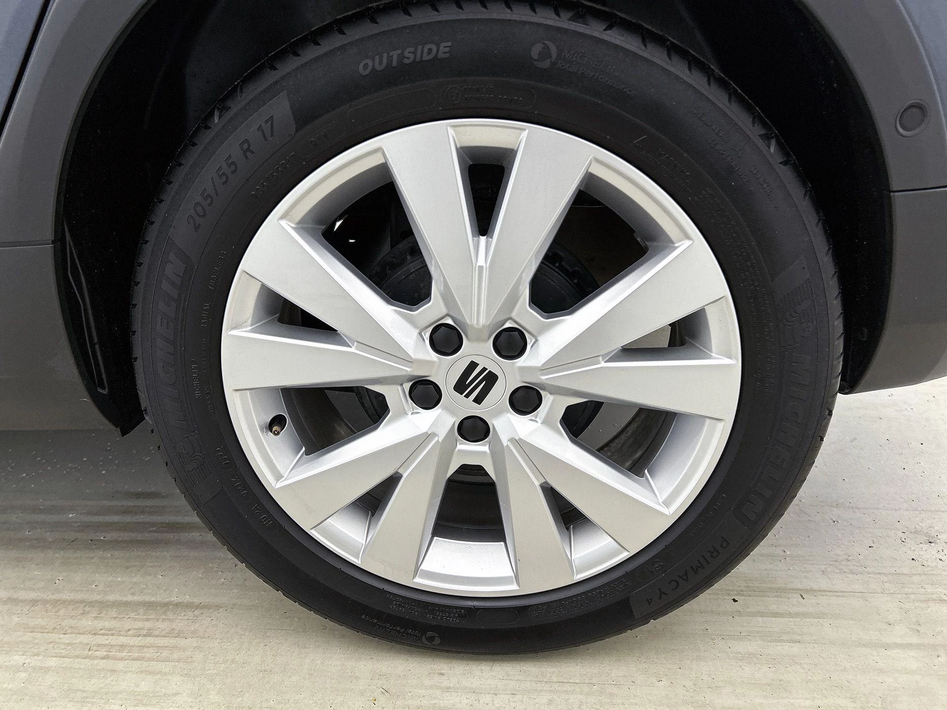 SEAT-Arona-image-33