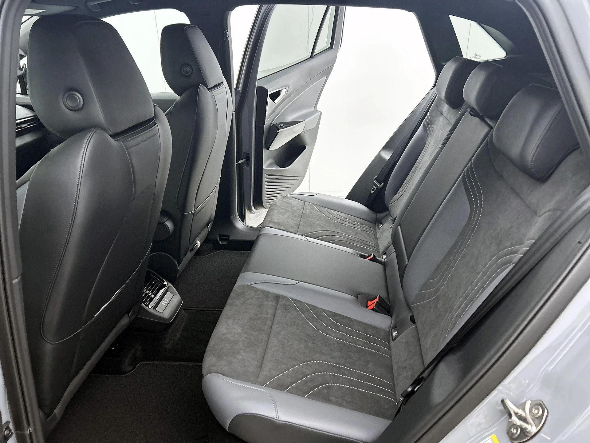 Volkswagen-ID.4-image-30