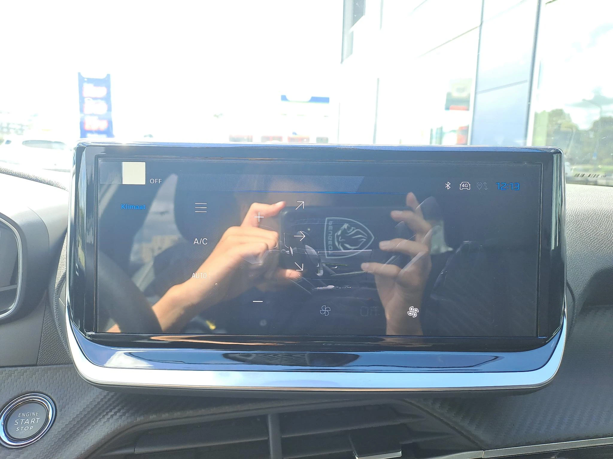 Peugeot-2008-image-19