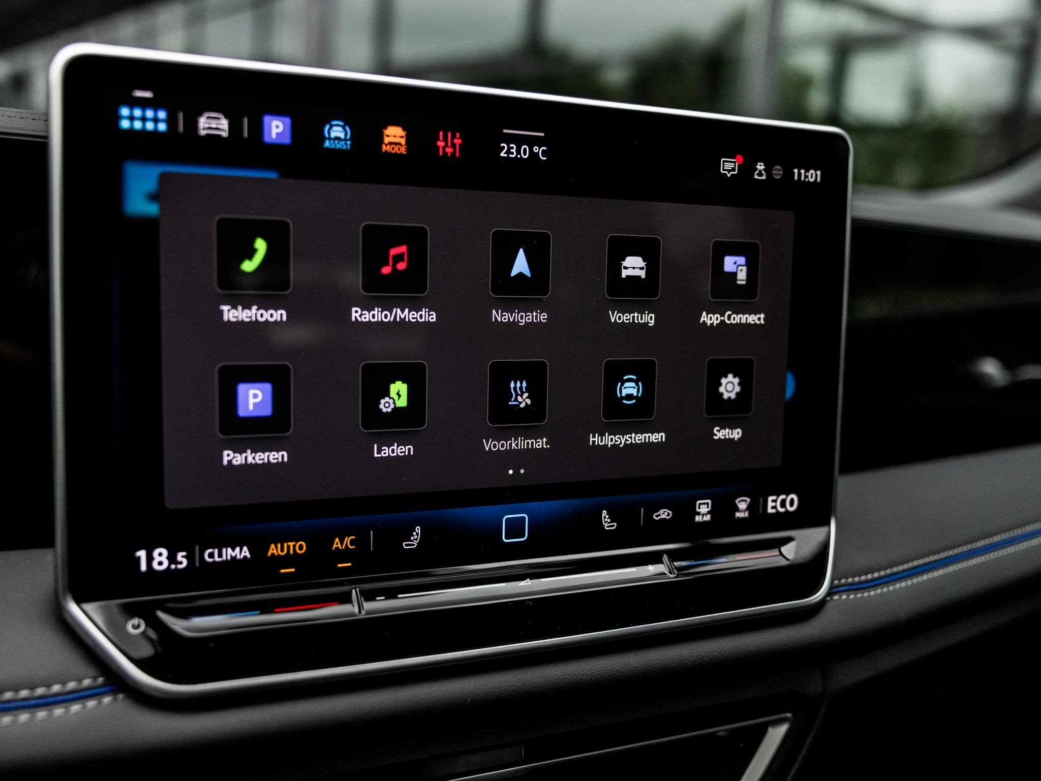 Volkswagen-Tiguan-image-49