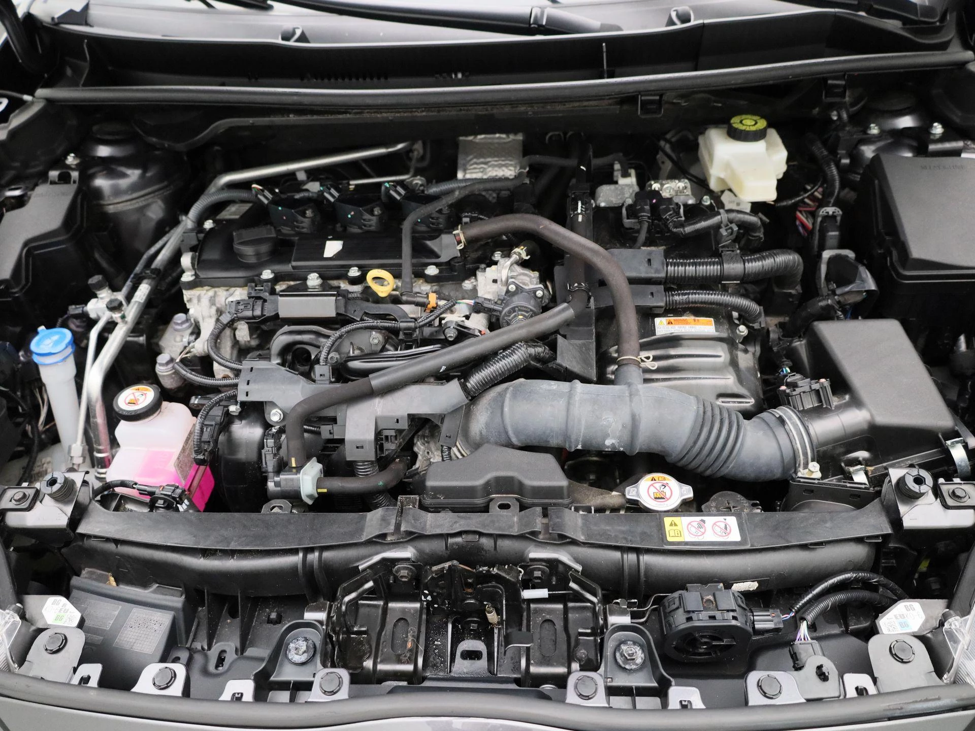 Mazda-2 Hybrid-image-26