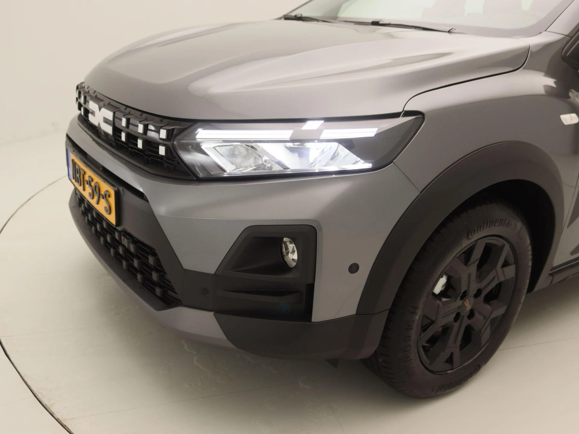Dacia-Sandero Stepway-image-14