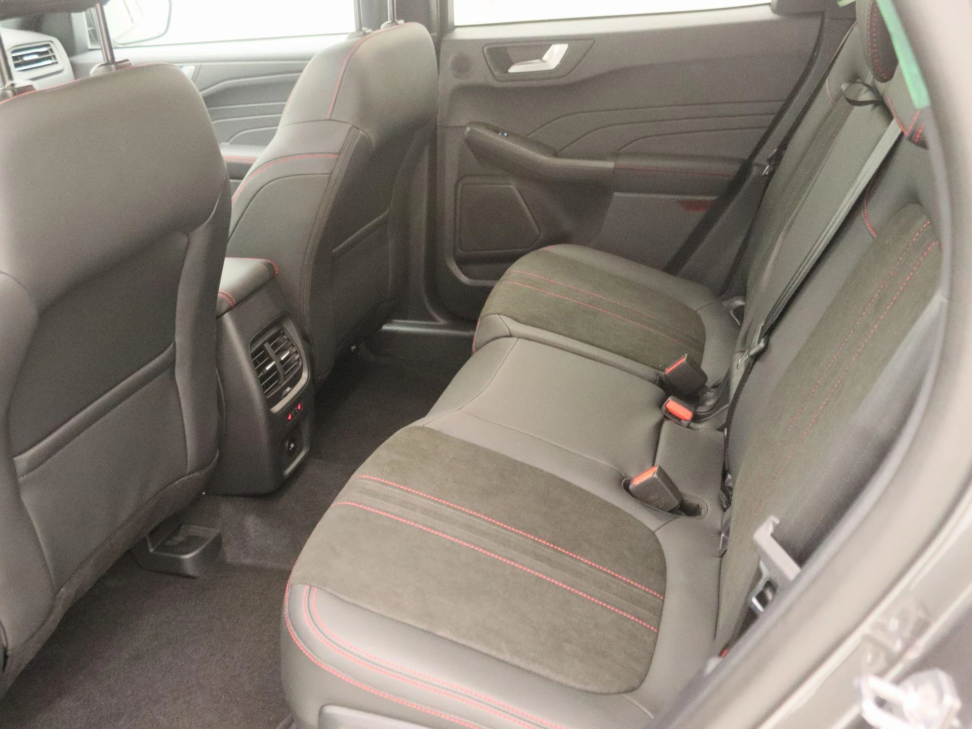 Ford-Kuga-image-11