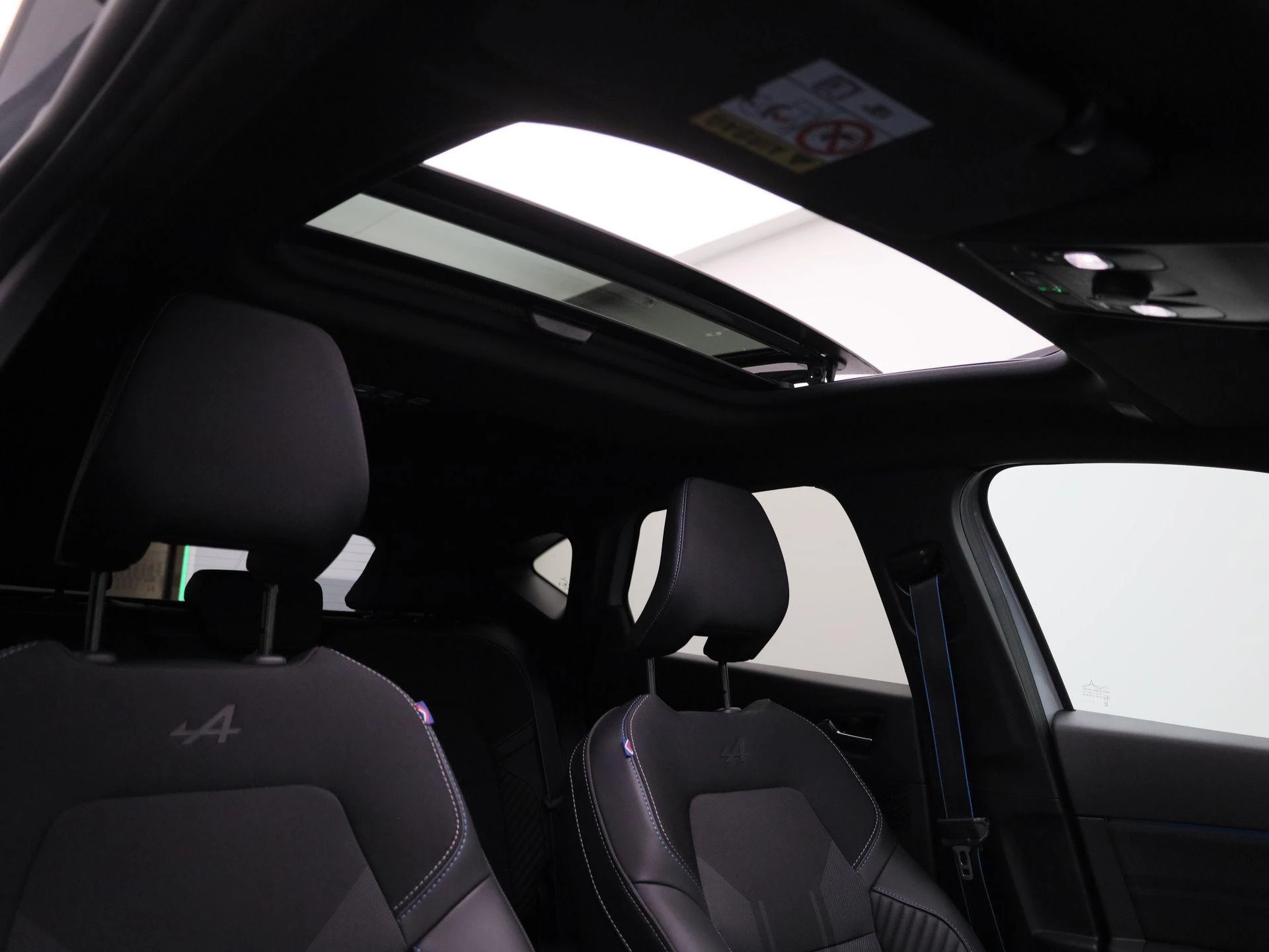 Renault Captur 1.8 E-Tech full hybrid 160 esprit Alpine