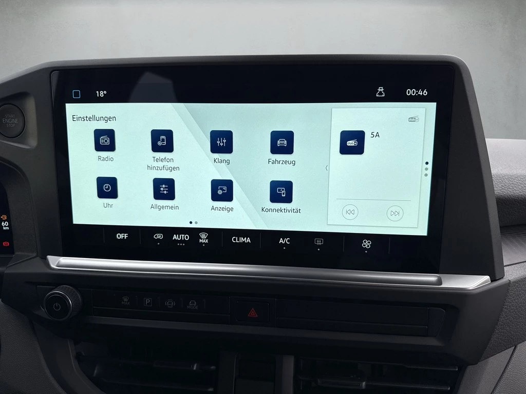Volkswagen Transporter T 7 Kombi 2.0l TDI VAL