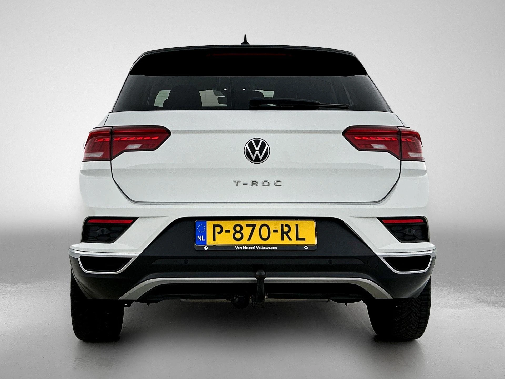 Volkswagen-T-Roc-image-2