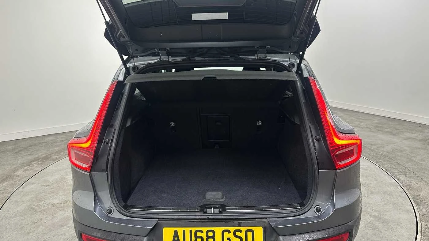 Volvo-XC40-image-14