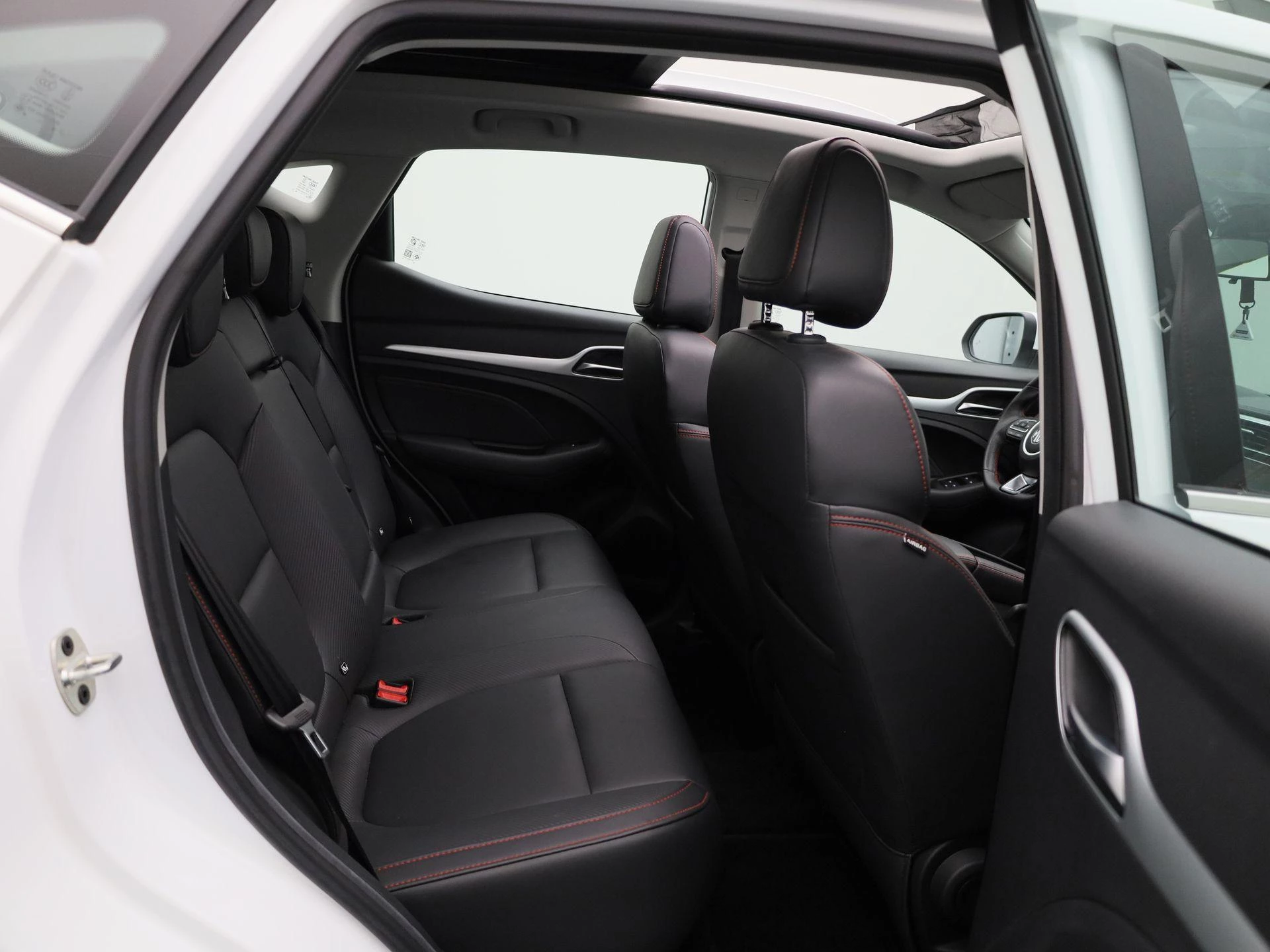 MG ZS EV MG EV Long Range Luxury 70 kWh