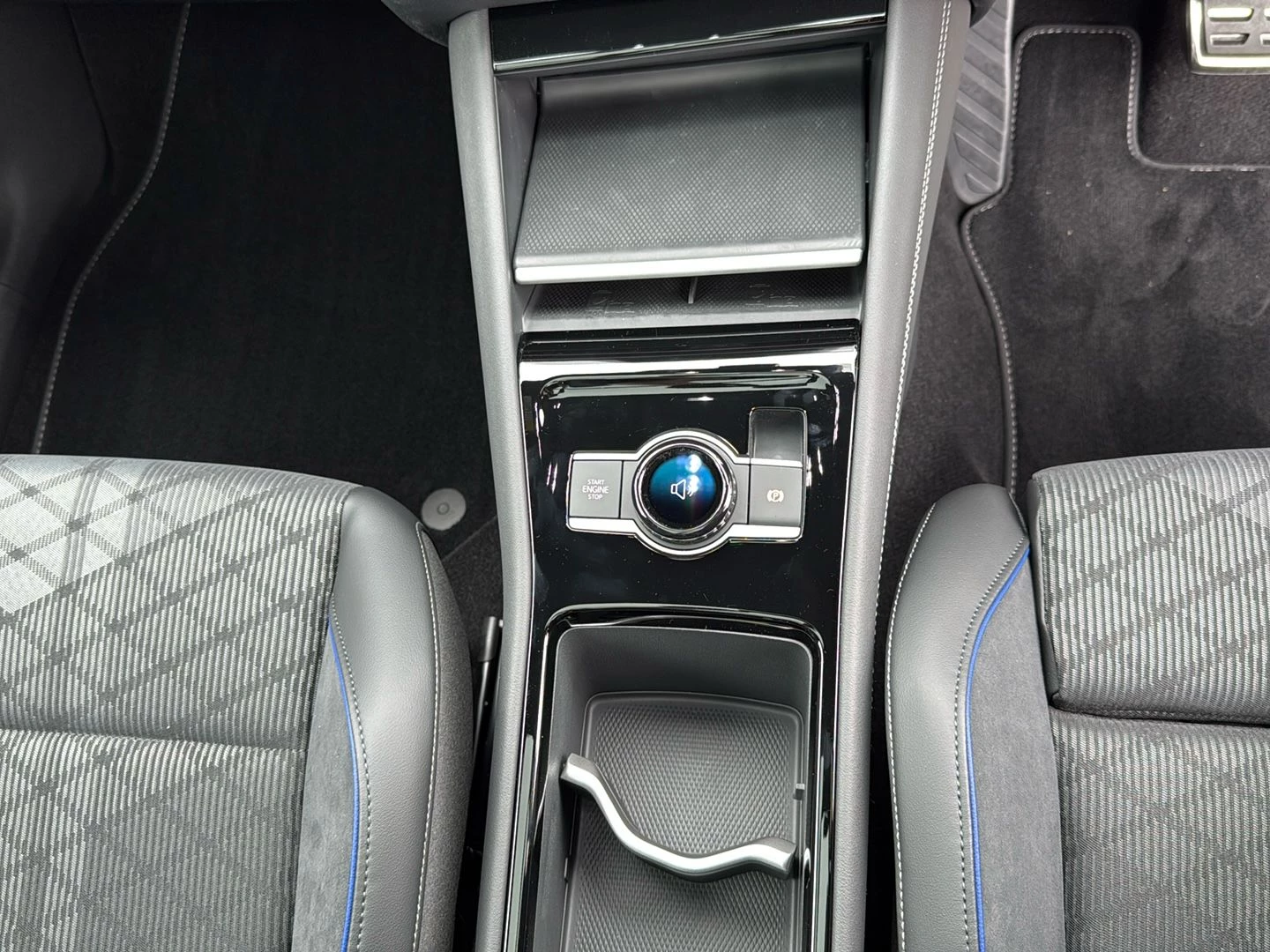 Volkswagen-Tayron-image-11
