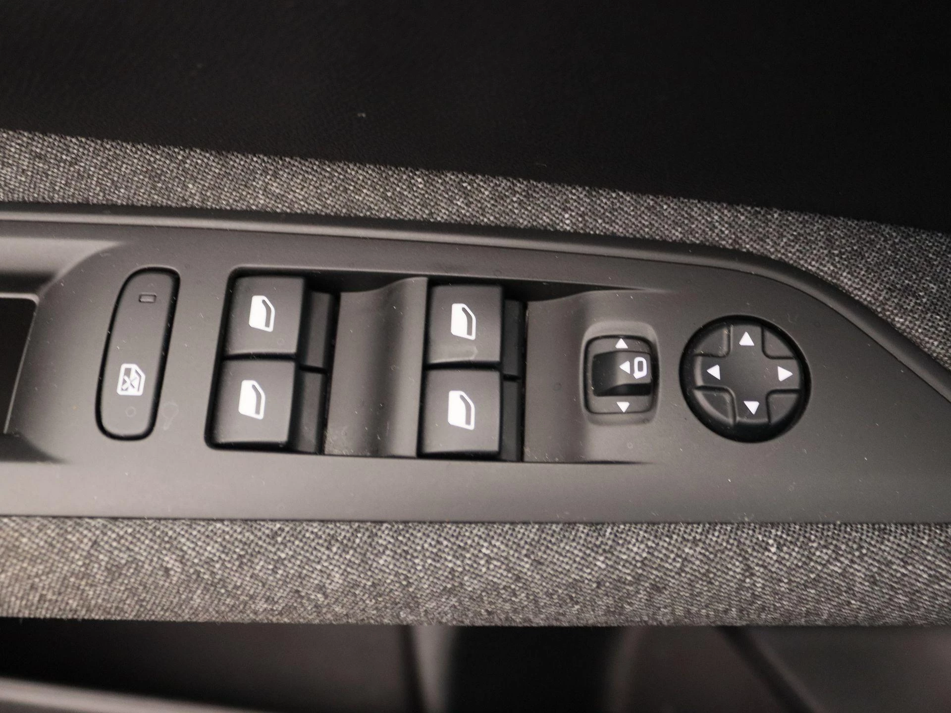 Peugeot-3008-image-20