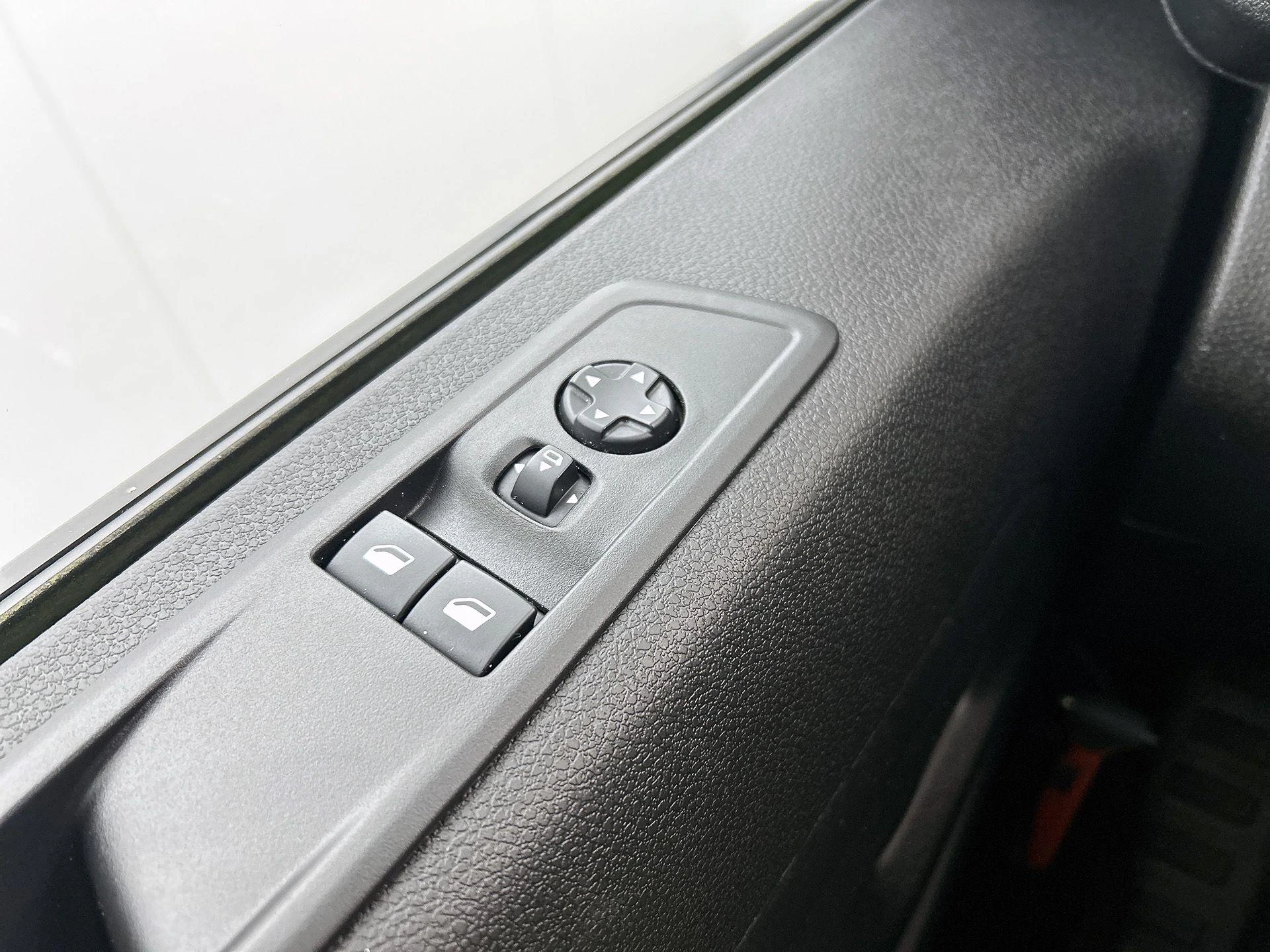 Opel-Vivaro-image-30