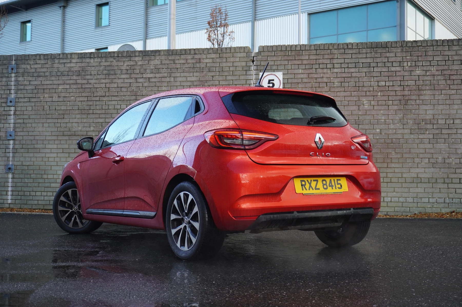 Renault-Clio-image-2
