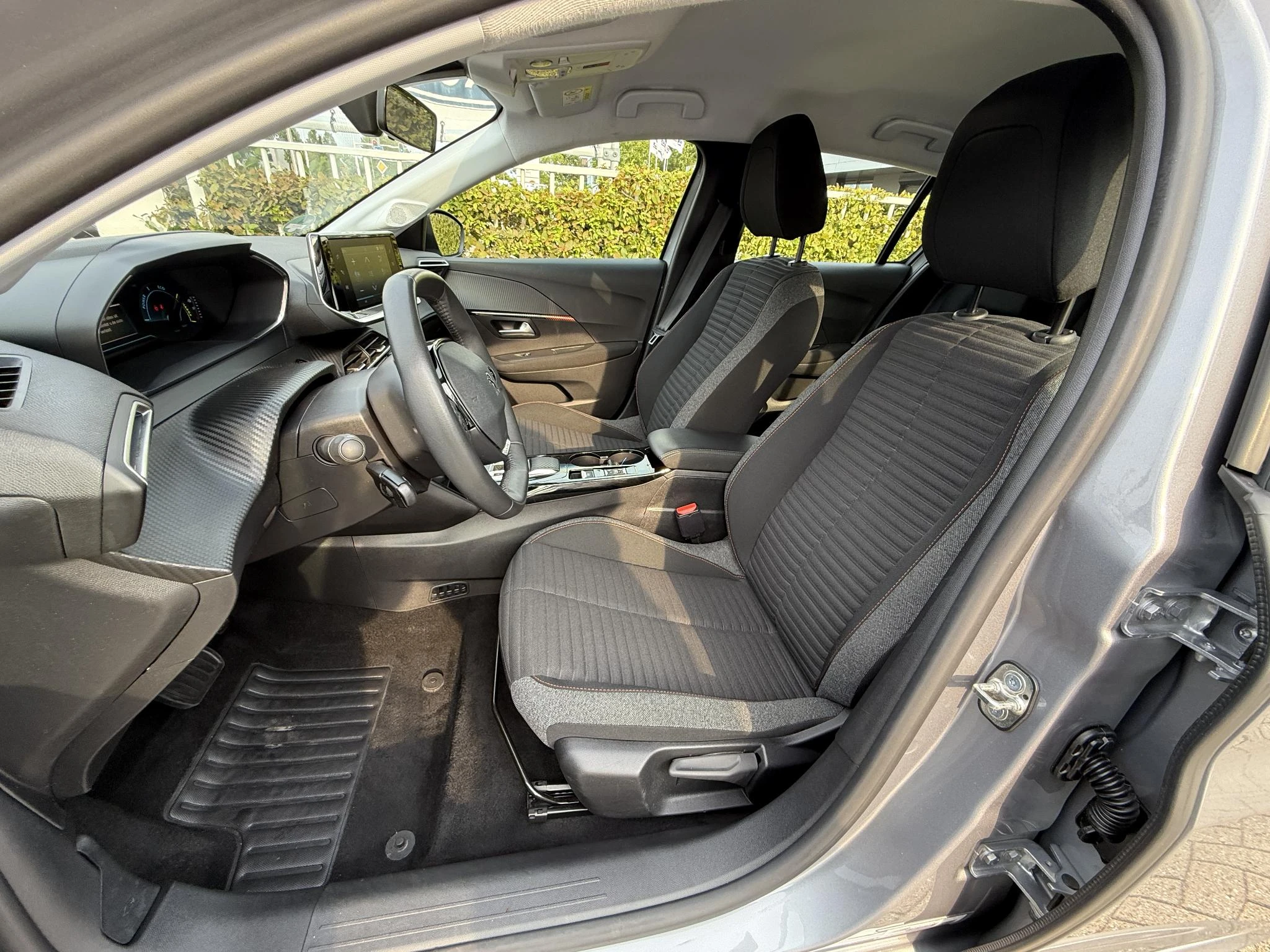 Peugeot e-208 EV Active 50 kWh