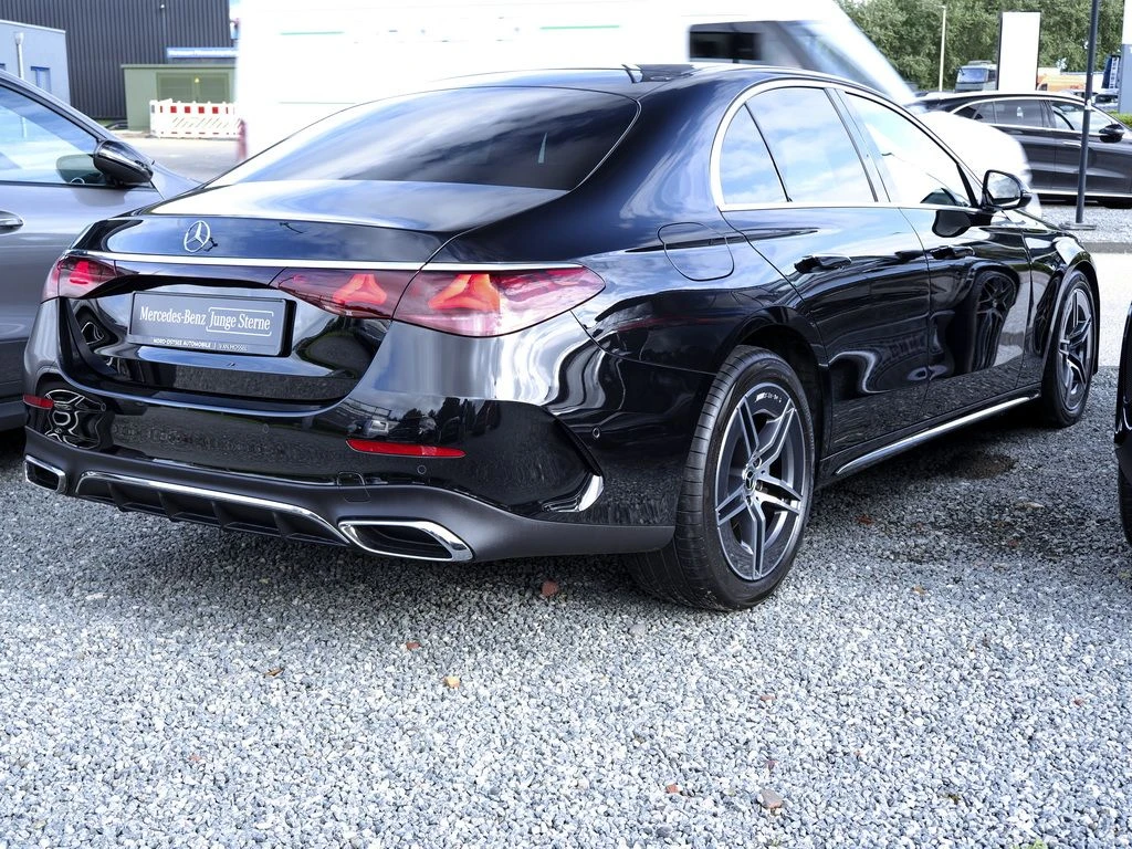 Mercedes-Benz-E-Klasse 220 d-image-5