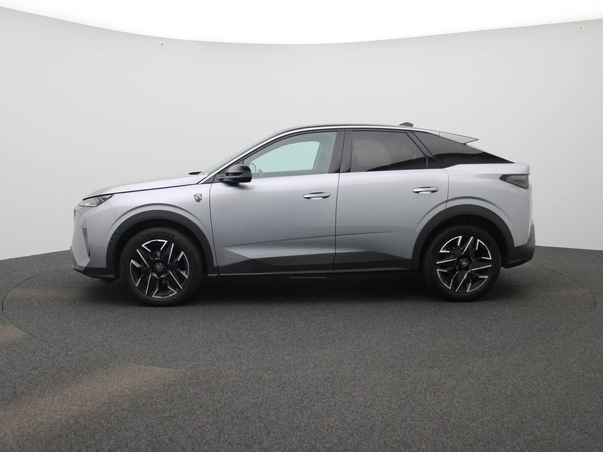 Peugeot 3008 1.2 HYBRID 145 e-DSC6 GT
