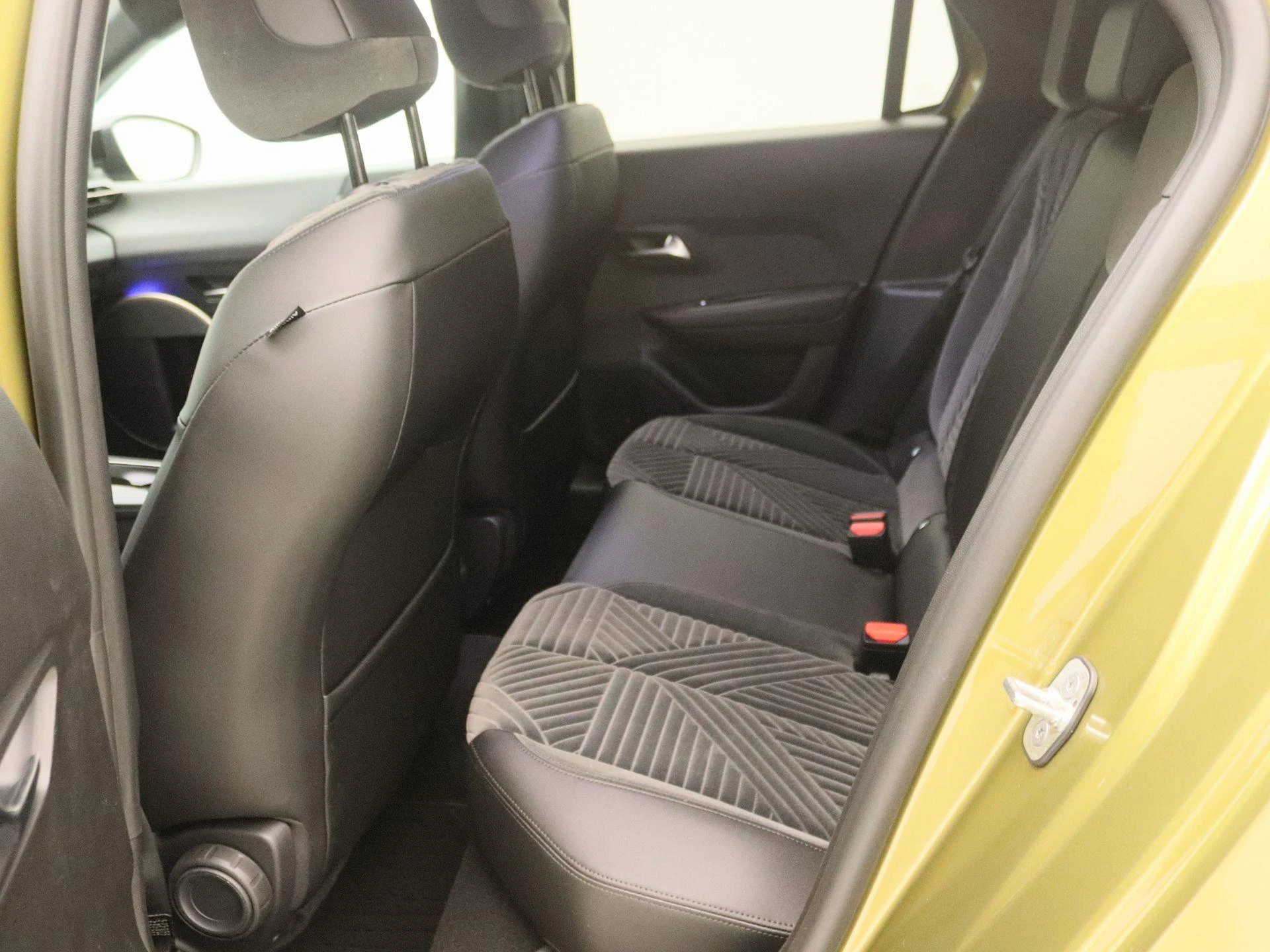 Lancia-Ypsilon-image-12