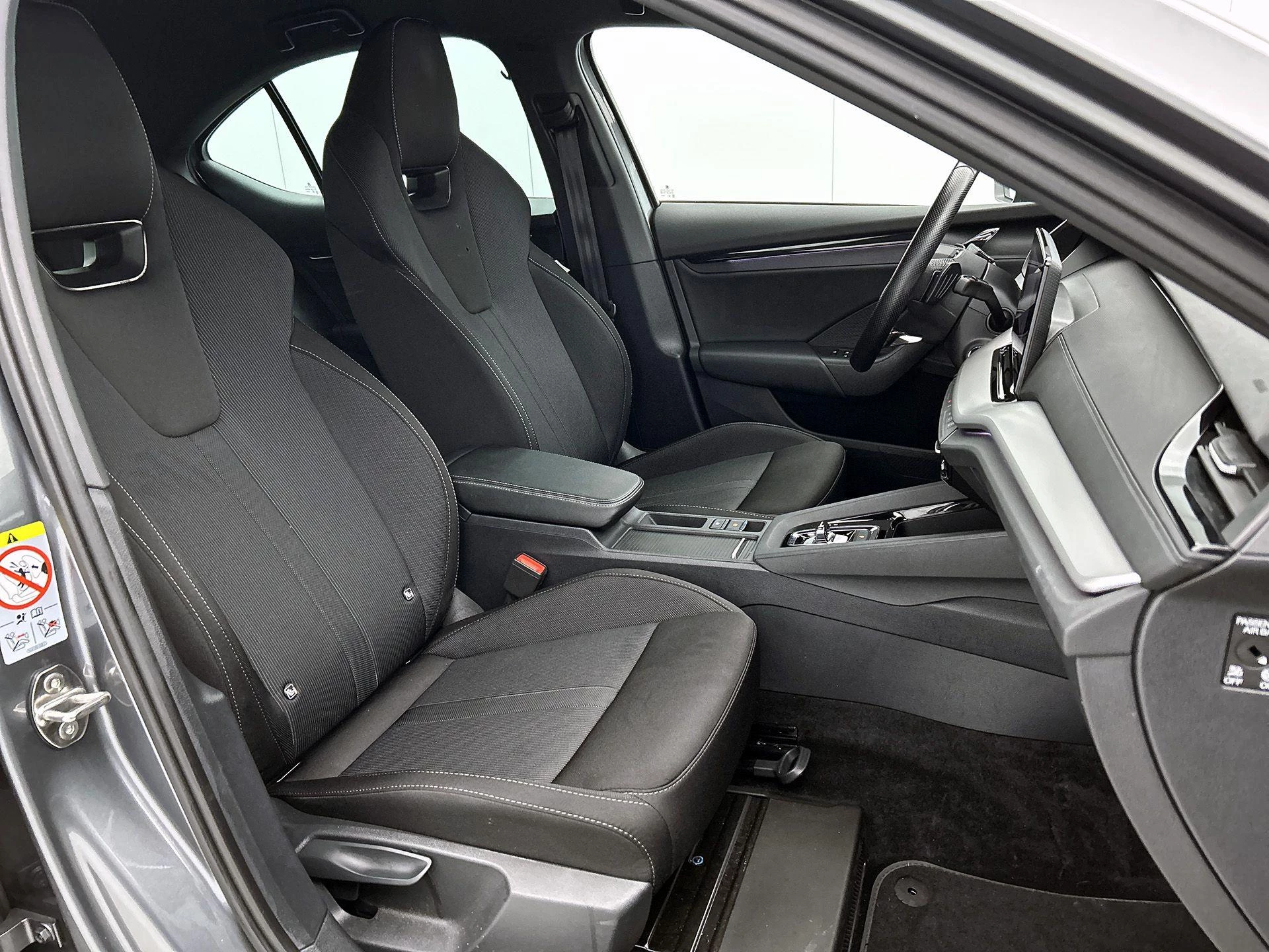 Škoda Octavia 1.0 e-TSI Sport Business