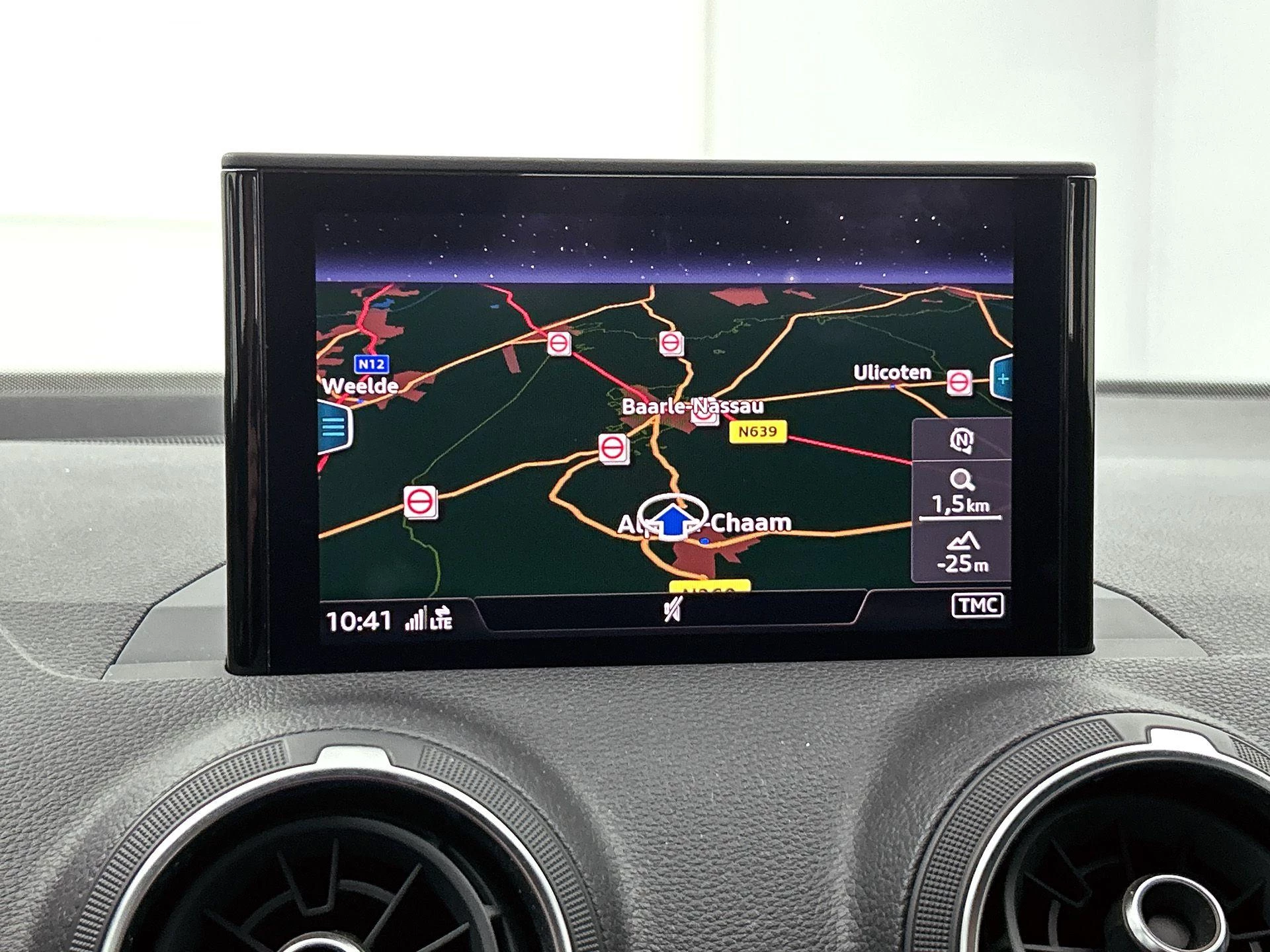 Audi-Q2-image-18
