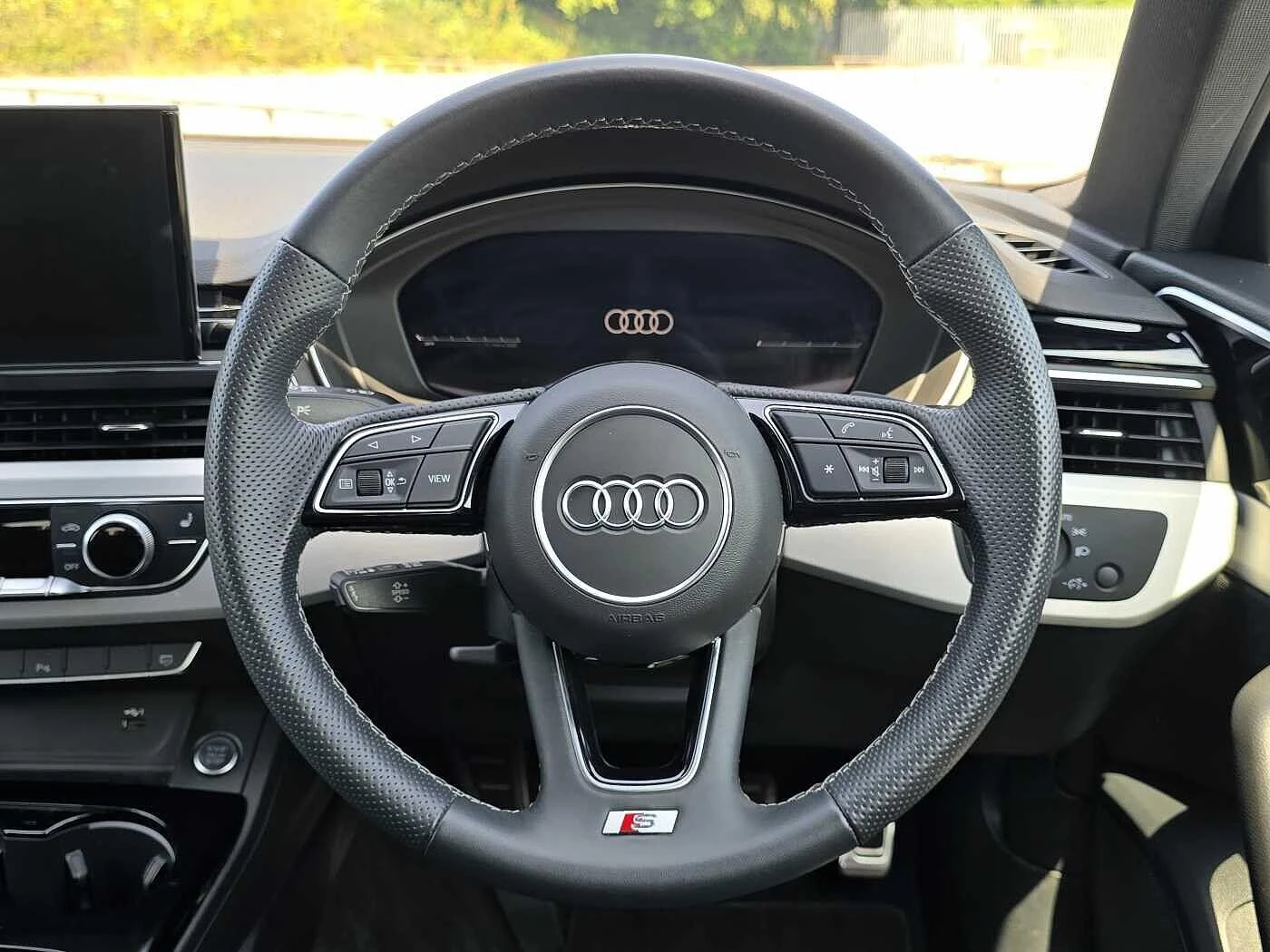 Audi-A4-image-8