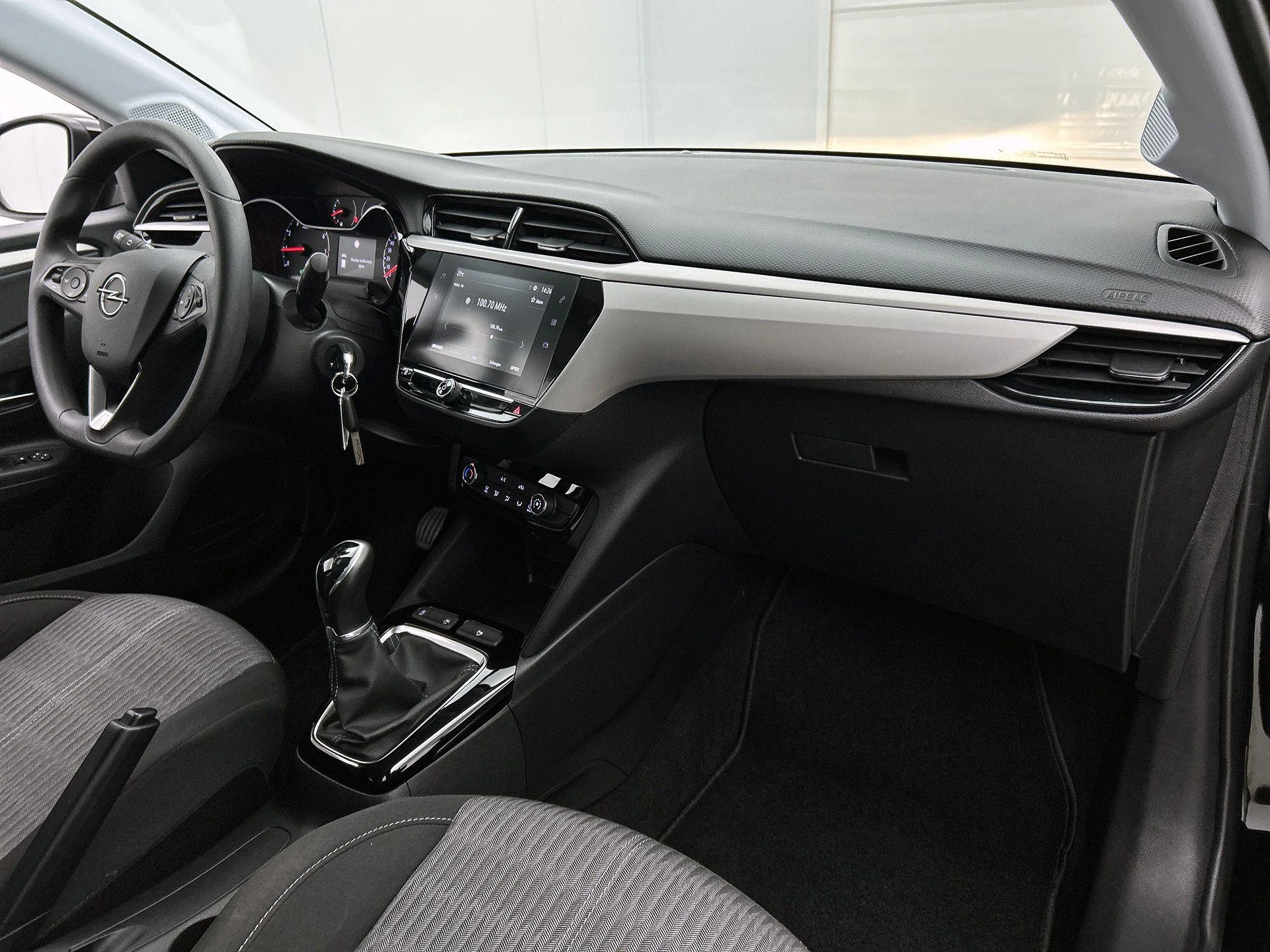 Opel-Corsa-image-23