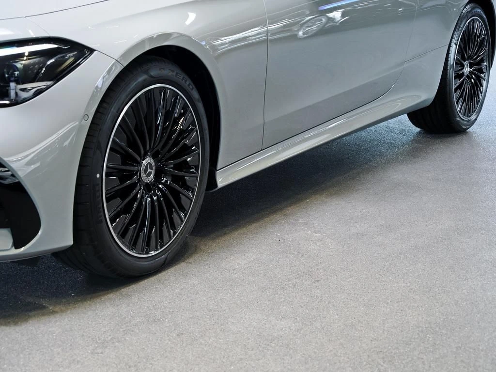 Mercedes-Benz-CLE 300-image-5