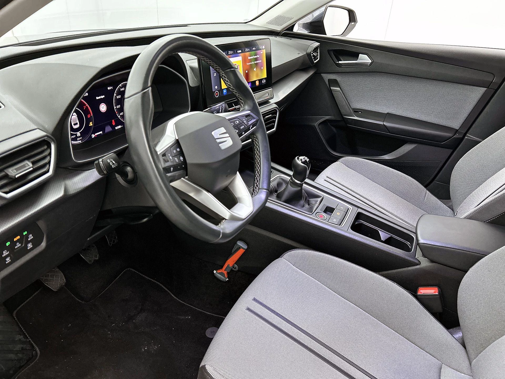 SEAT-Leon-image-20