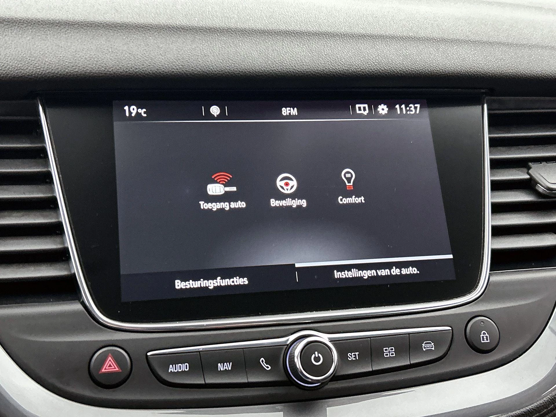 Opel Grandland X 1.6 Turbo Elegance