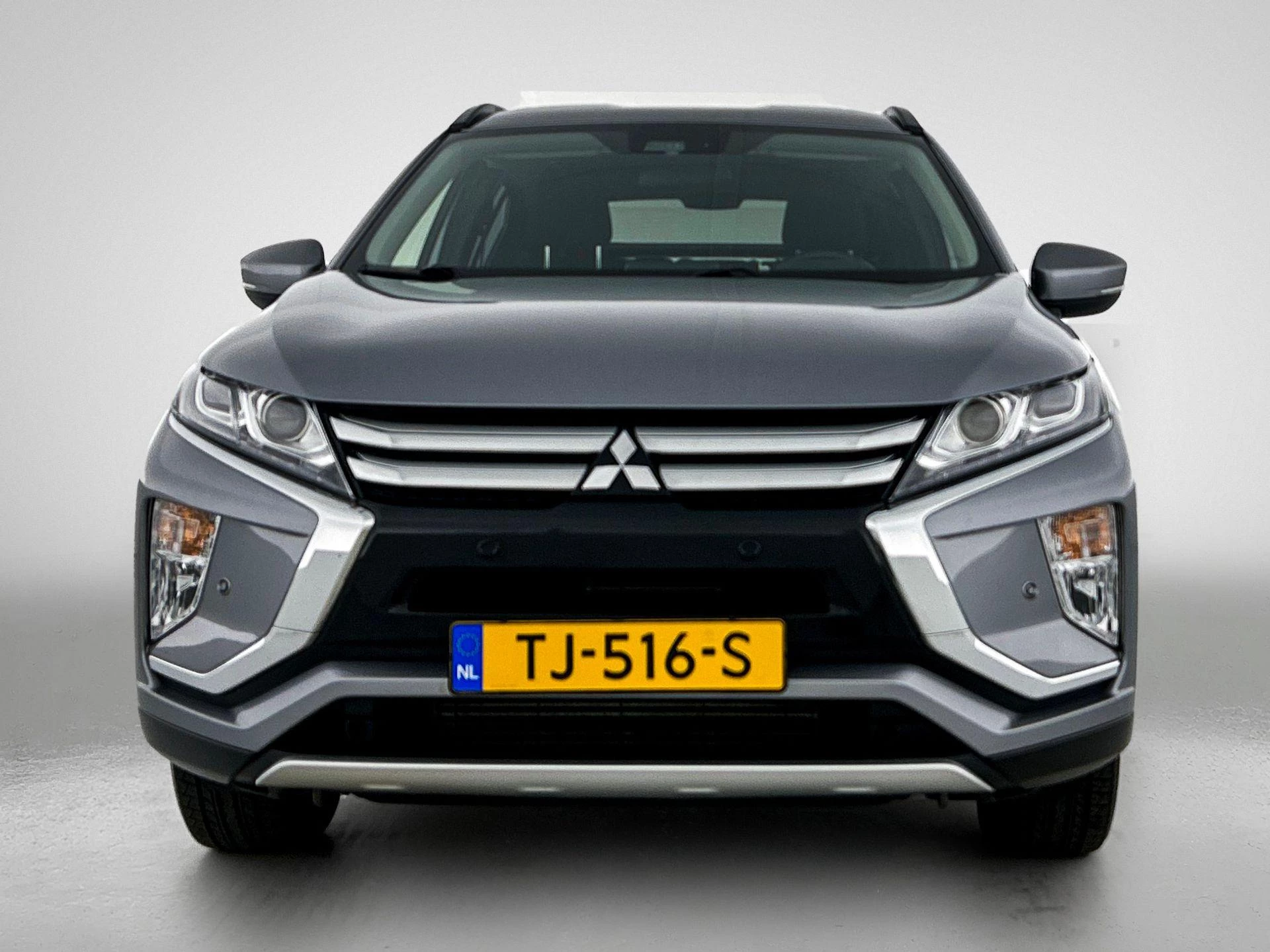 Mitsubishi-Eclipse Cross-image-4