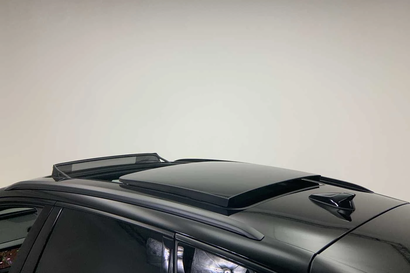 Audi-Q6 e-tron-image-28
