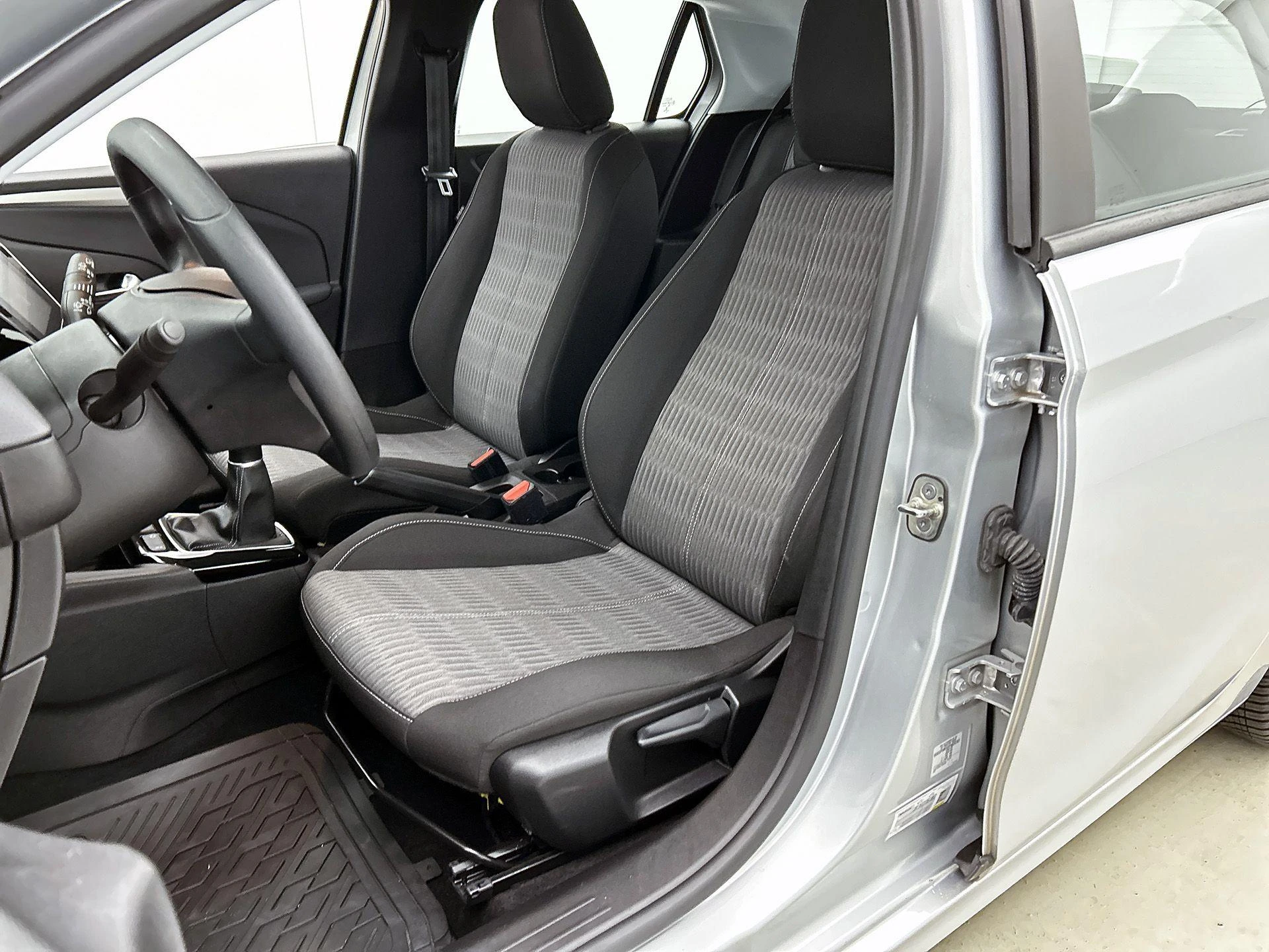 Opel-Corsa-image-35