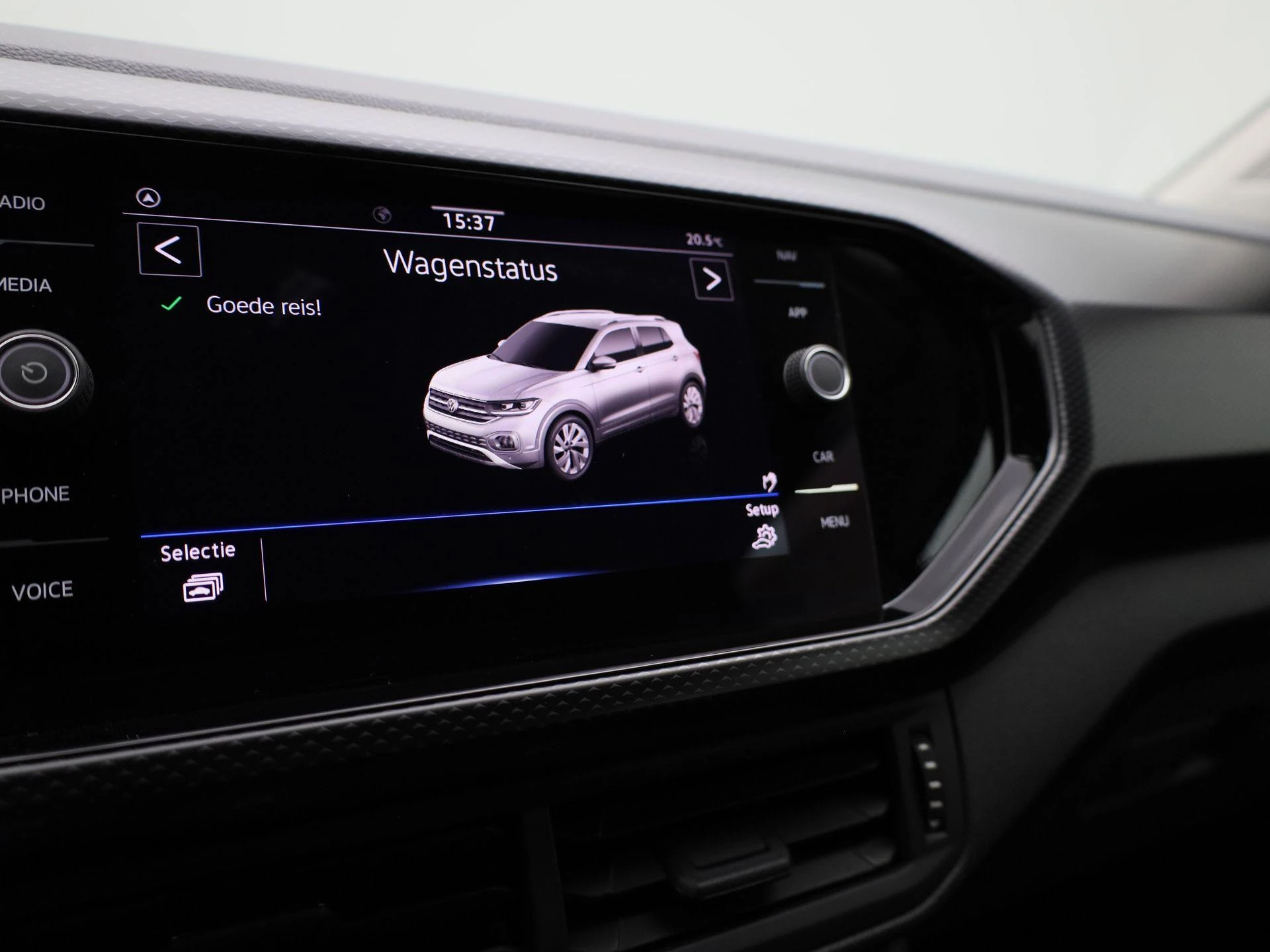 Volkswagen-T-Cross-image-20