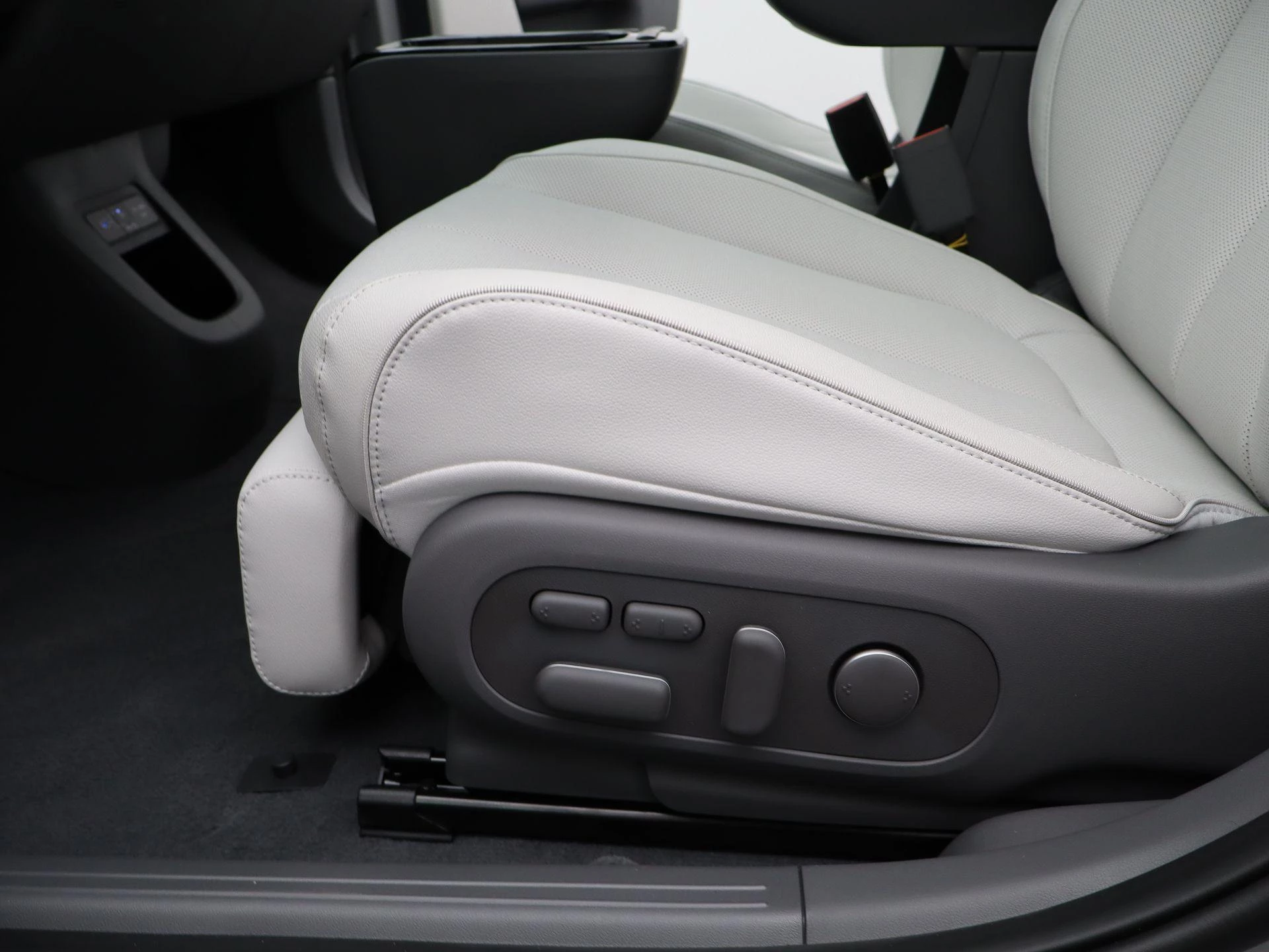 Hyundai-IONIQ 5-image-26
