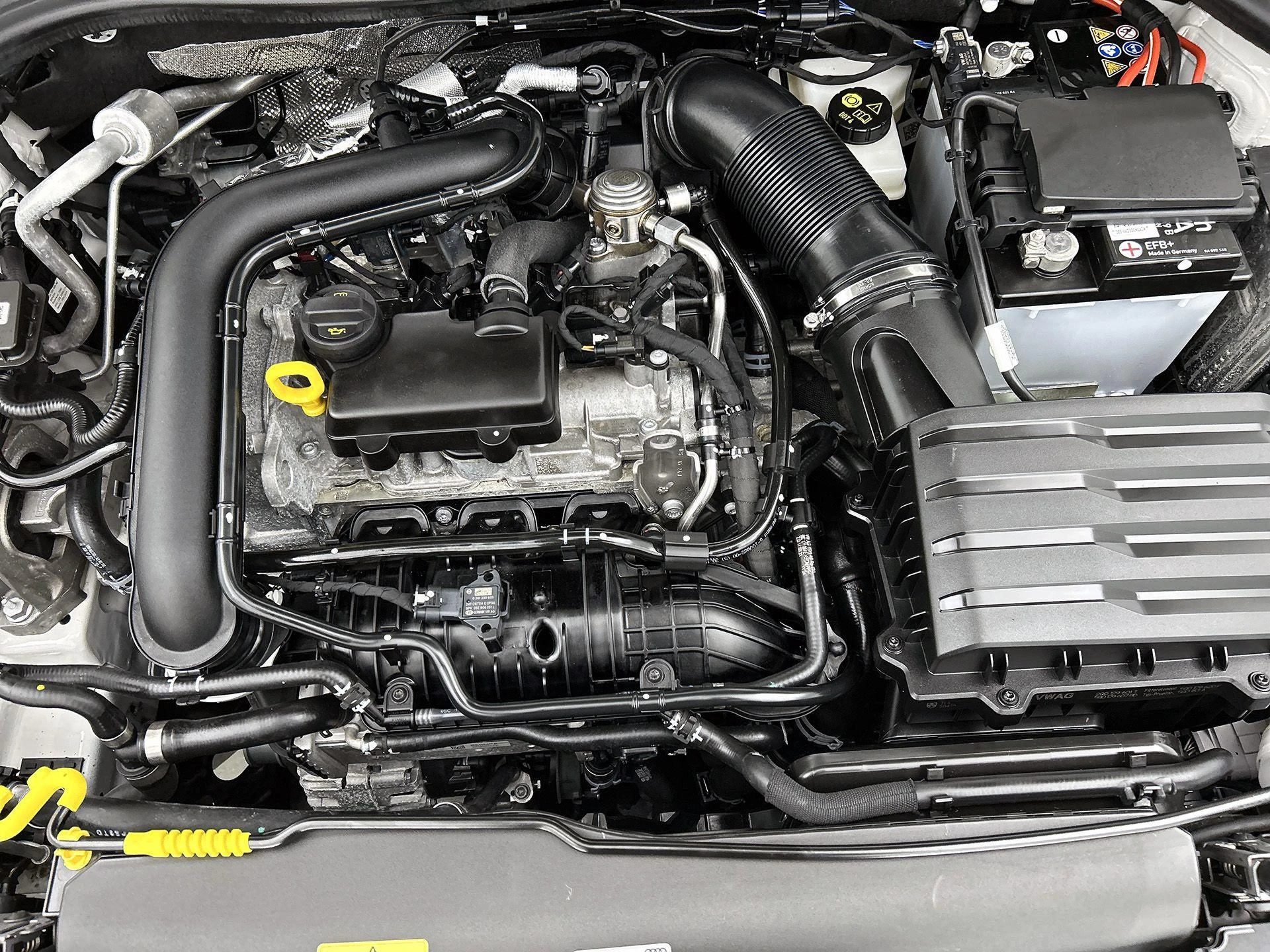 Audi-A1 Sportback-image-9