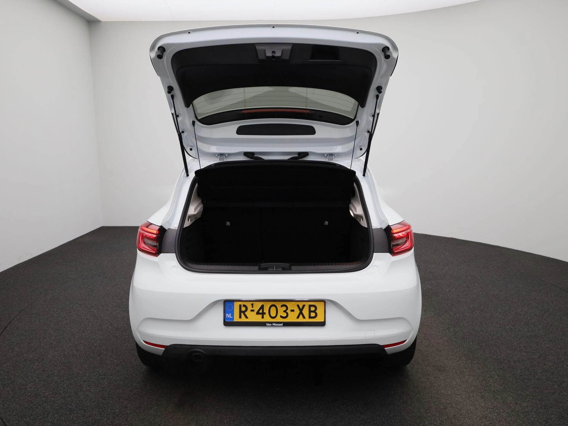 Renault-Clio-image-10