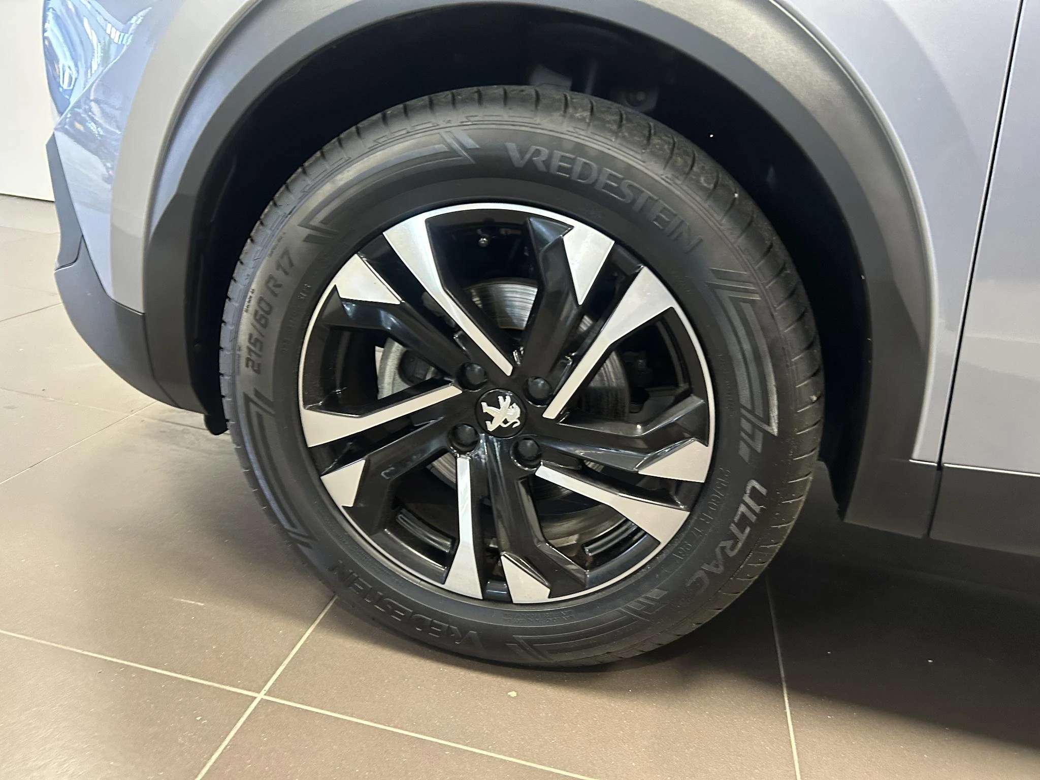 Peugeot-2008-image-5