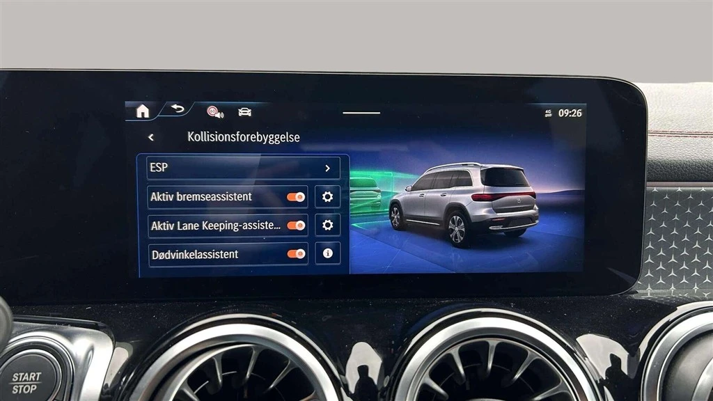 Mercedes-Benz-EQB-image-19