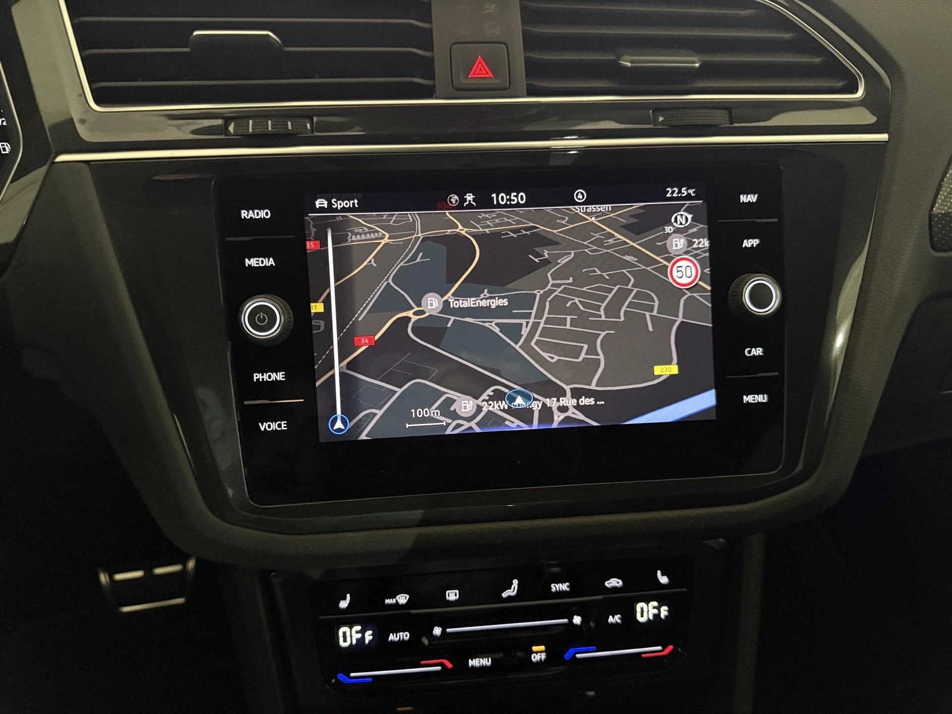 Volkswagen-Tiguan-image-2