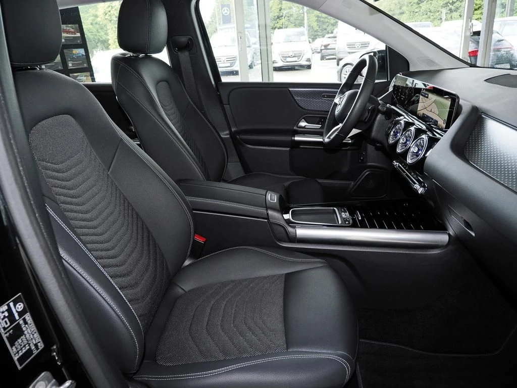 Mercedes-Benz-B-Klasse 200-image-12