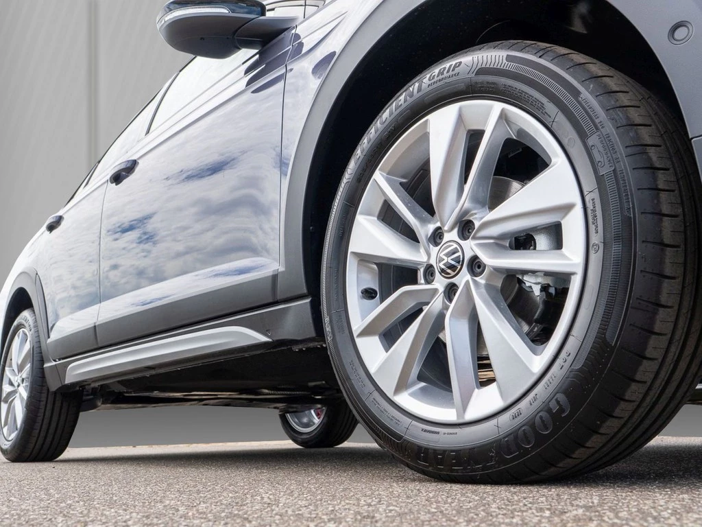 Volkswagen-Taigo-image-4