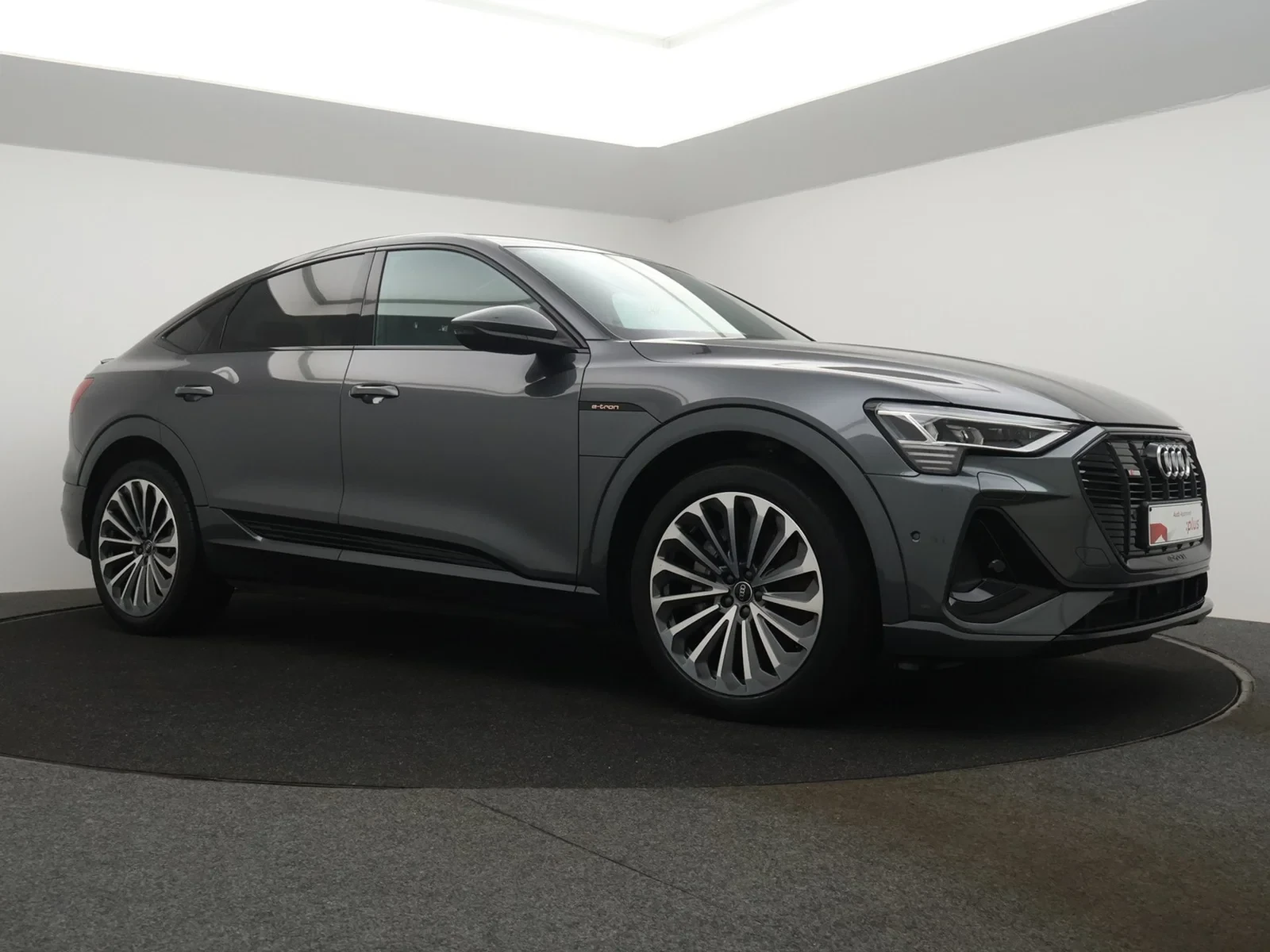 Audi e-tron Sportback Audi e-tron Sportback S line 55 QUATTRO 408PK *AUTOMAA*LEDER*CAMERA*ACC*PDC*VIRTUAL COCKPIT*NAVI*APP