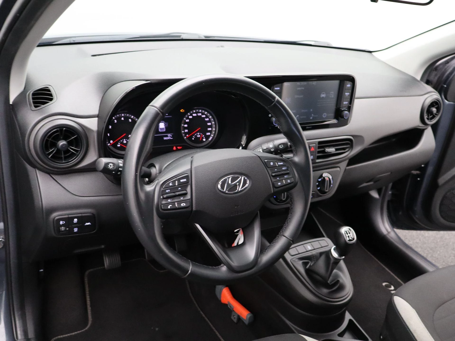 Hyundai-i10-image-24