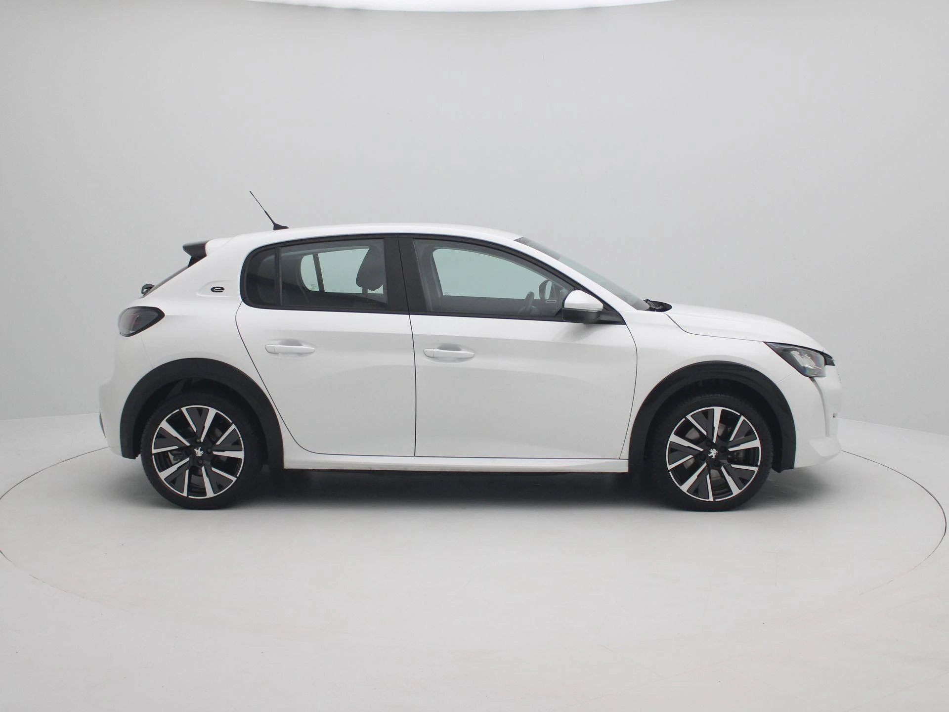 Peugeot e-208 EV Allure 50 kWh