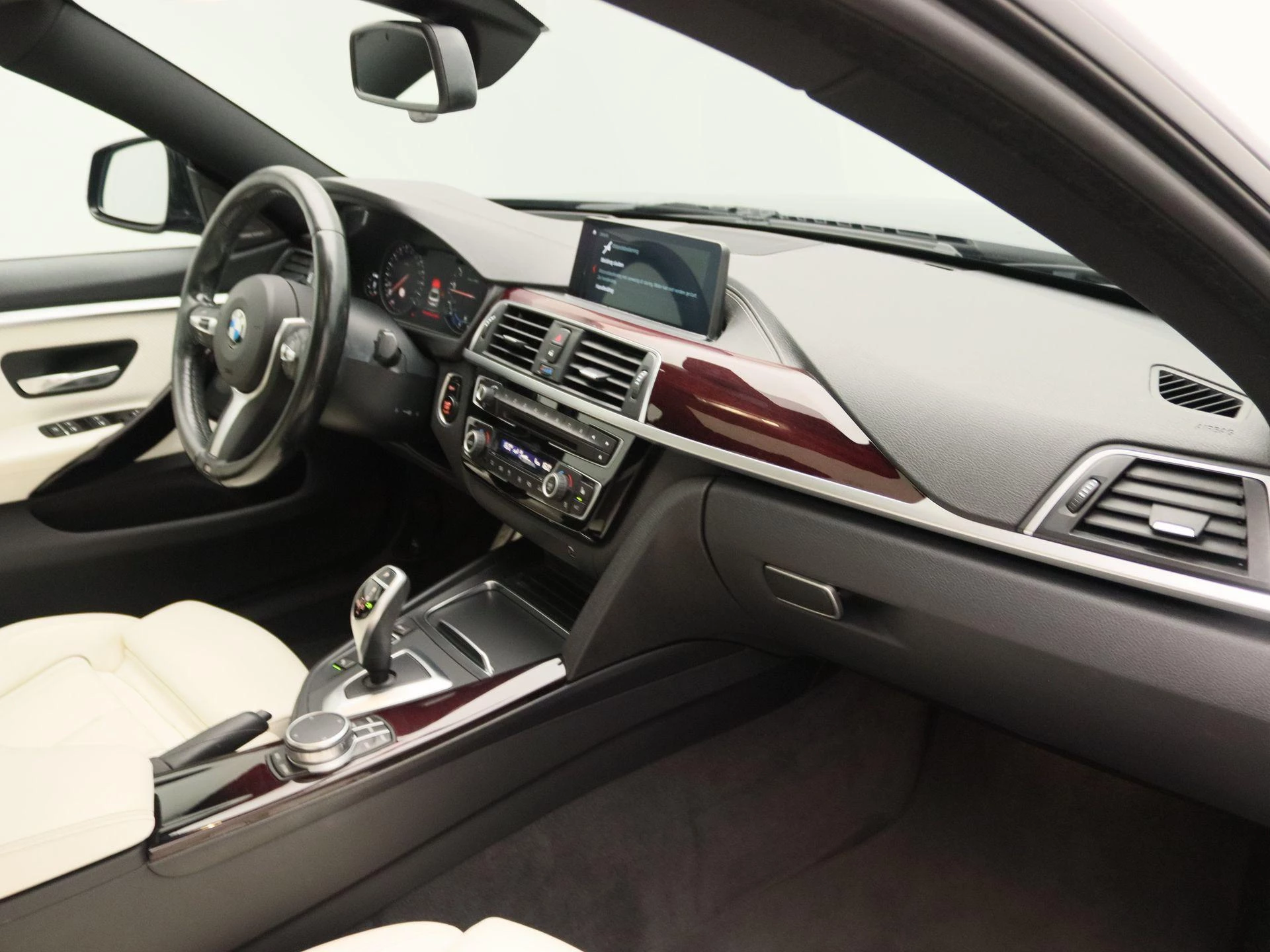 BMW-4 Serie-image-26