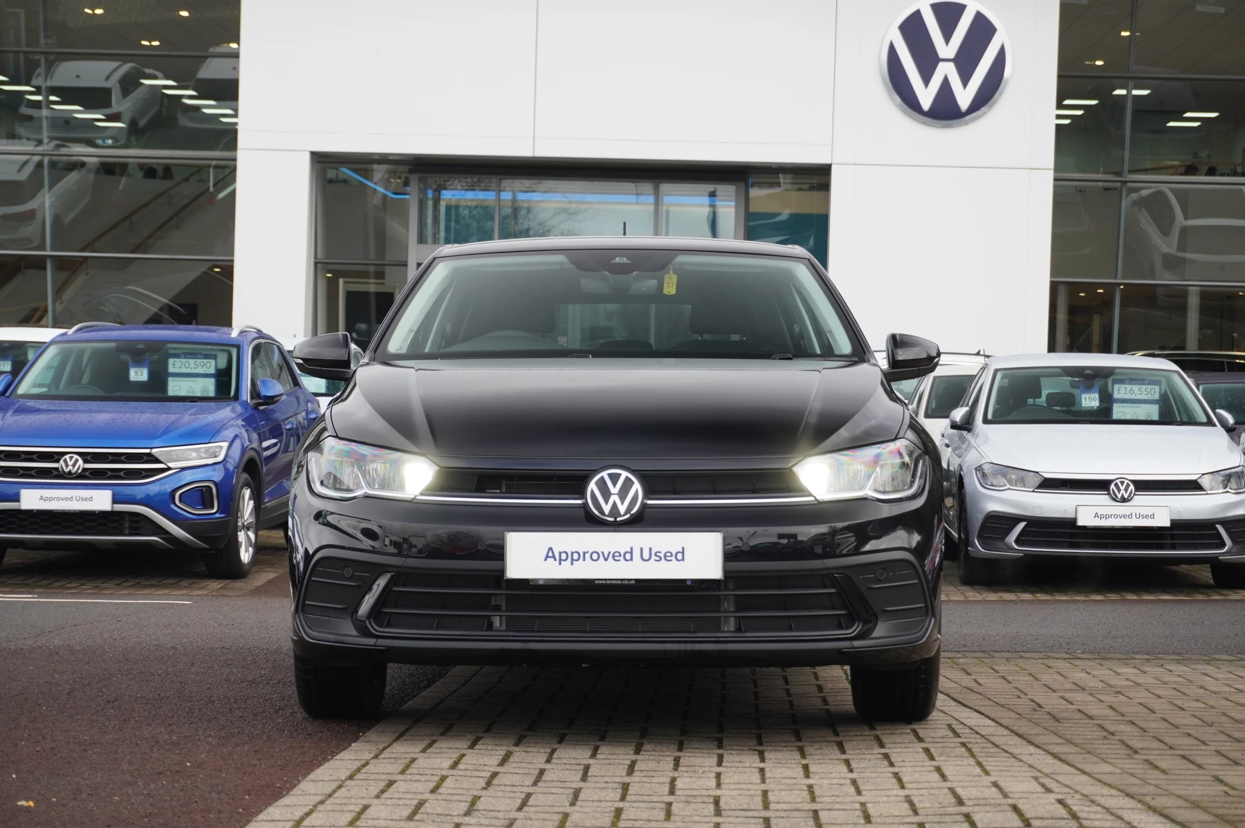Volkswagen-Polo-image-6