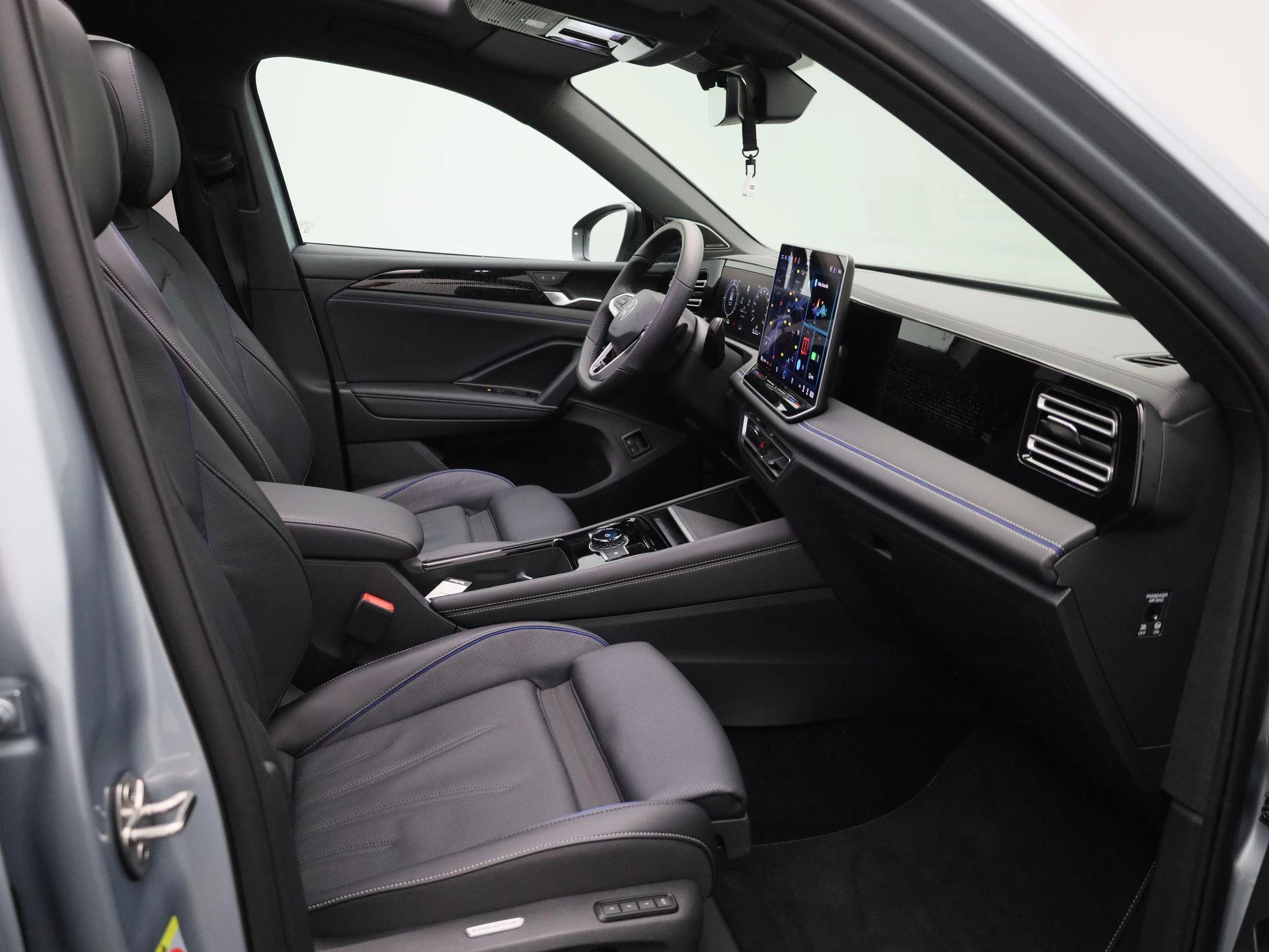 Volkswagen-Tiguan-image-40